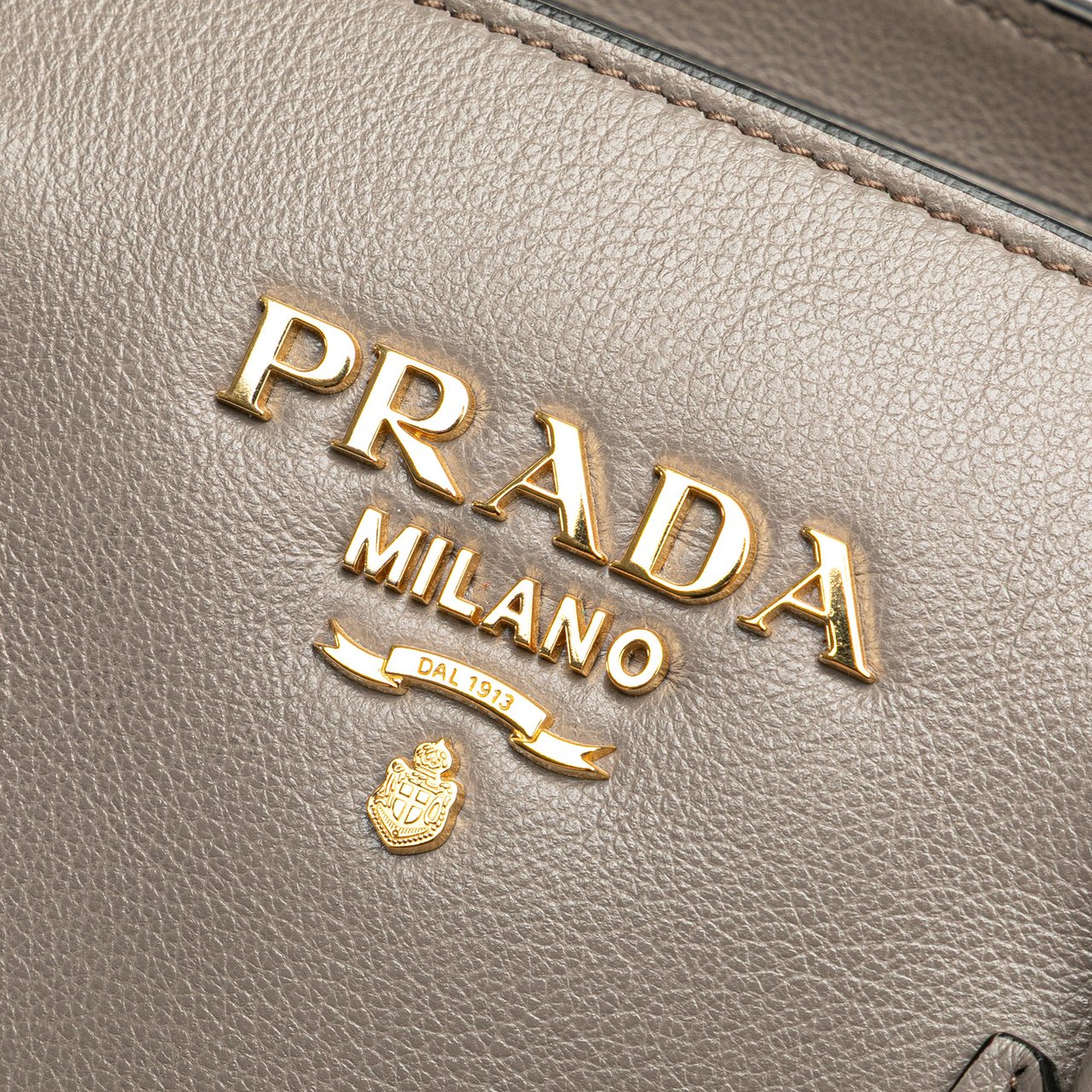 Prada Glace Calf Satchel Grijs