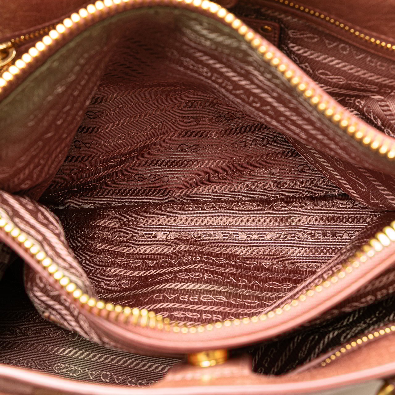 Prada Vitello Shine Satchel Roze
