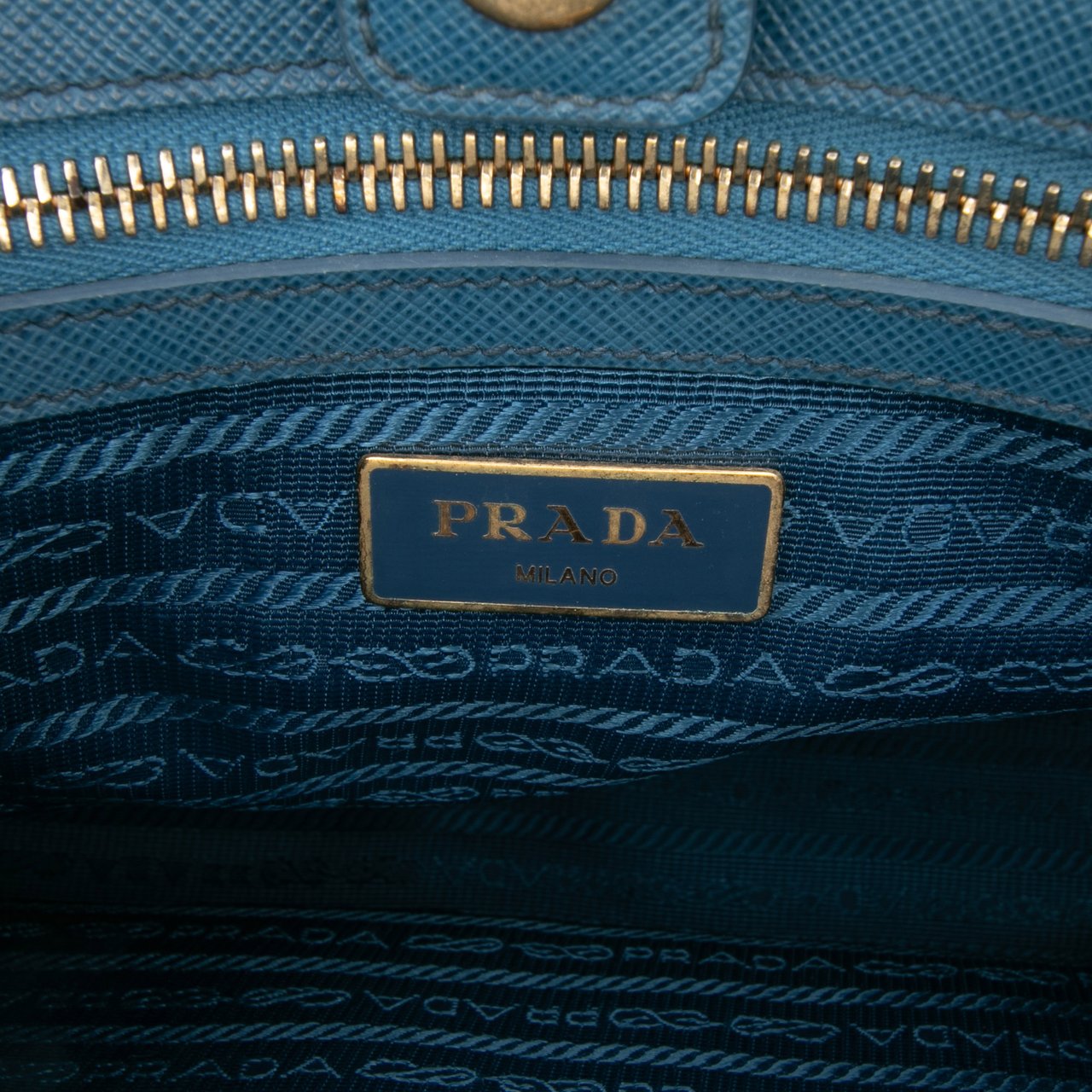 Prada Medium Saffiano Lux Galleria Satchel Blauw