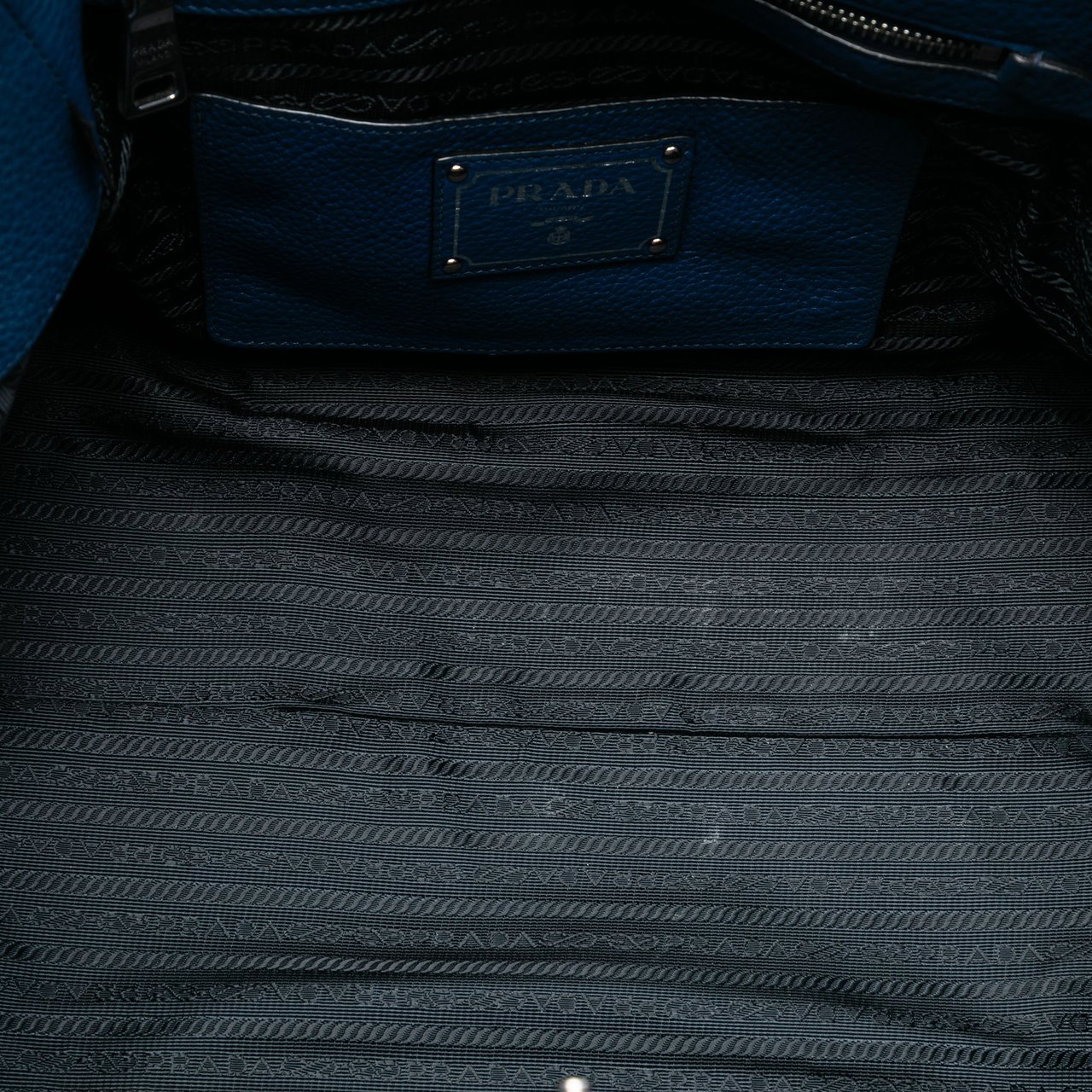 Prada Vitello Daino Front Pocket Open Convertible Tote Blauw