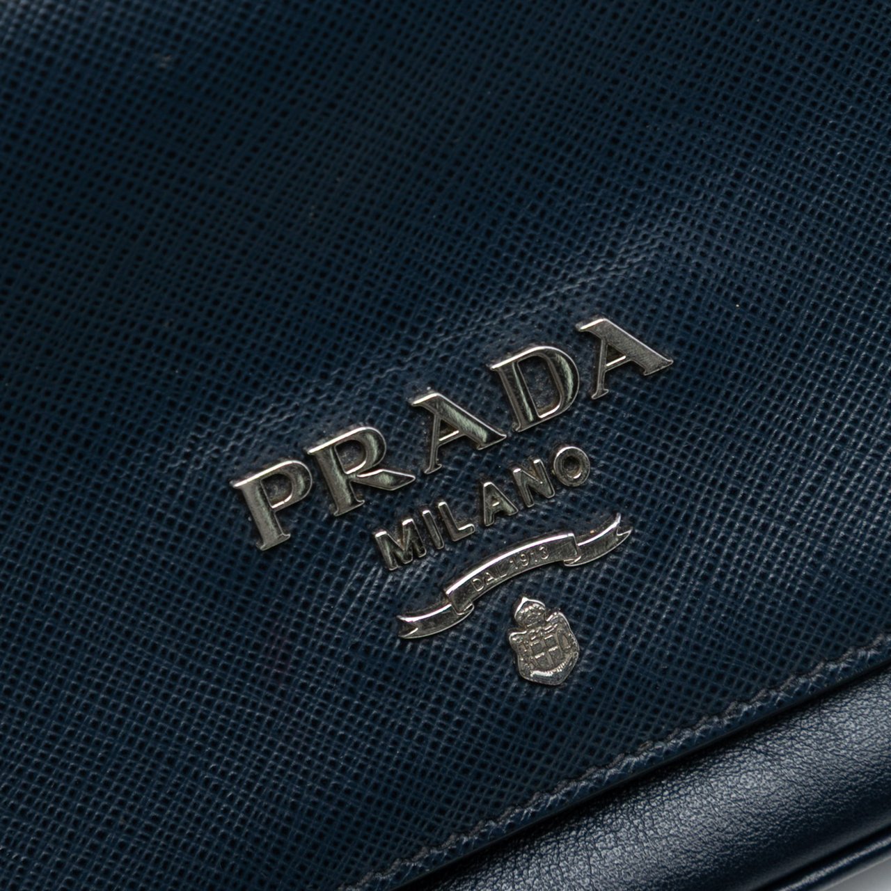 Prada Saffiano and City Calf Chain Crossbody Blauw