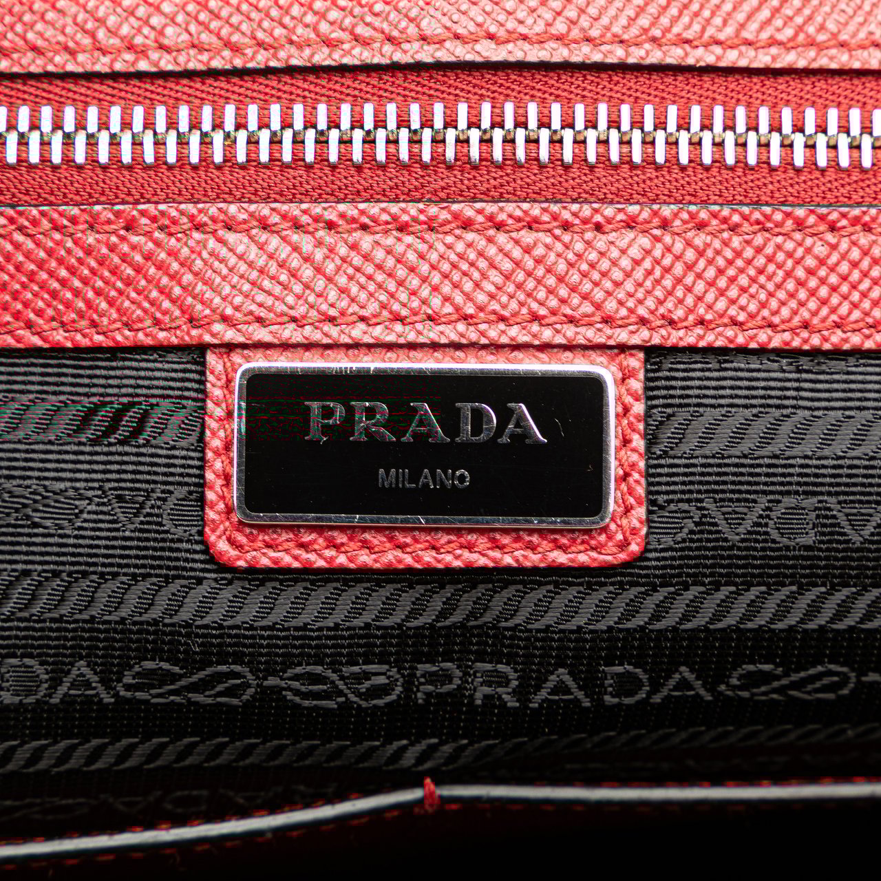 Prada Saffiano Cuir Tote Rood