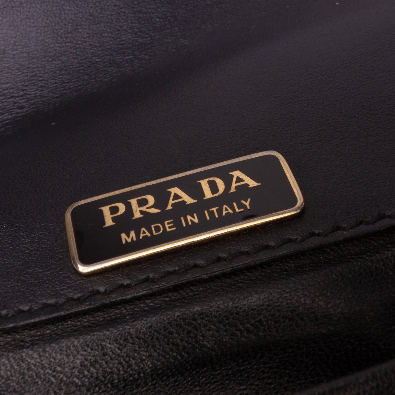 Prada City Calf and Velvet Pionniere Crossbody Zwart