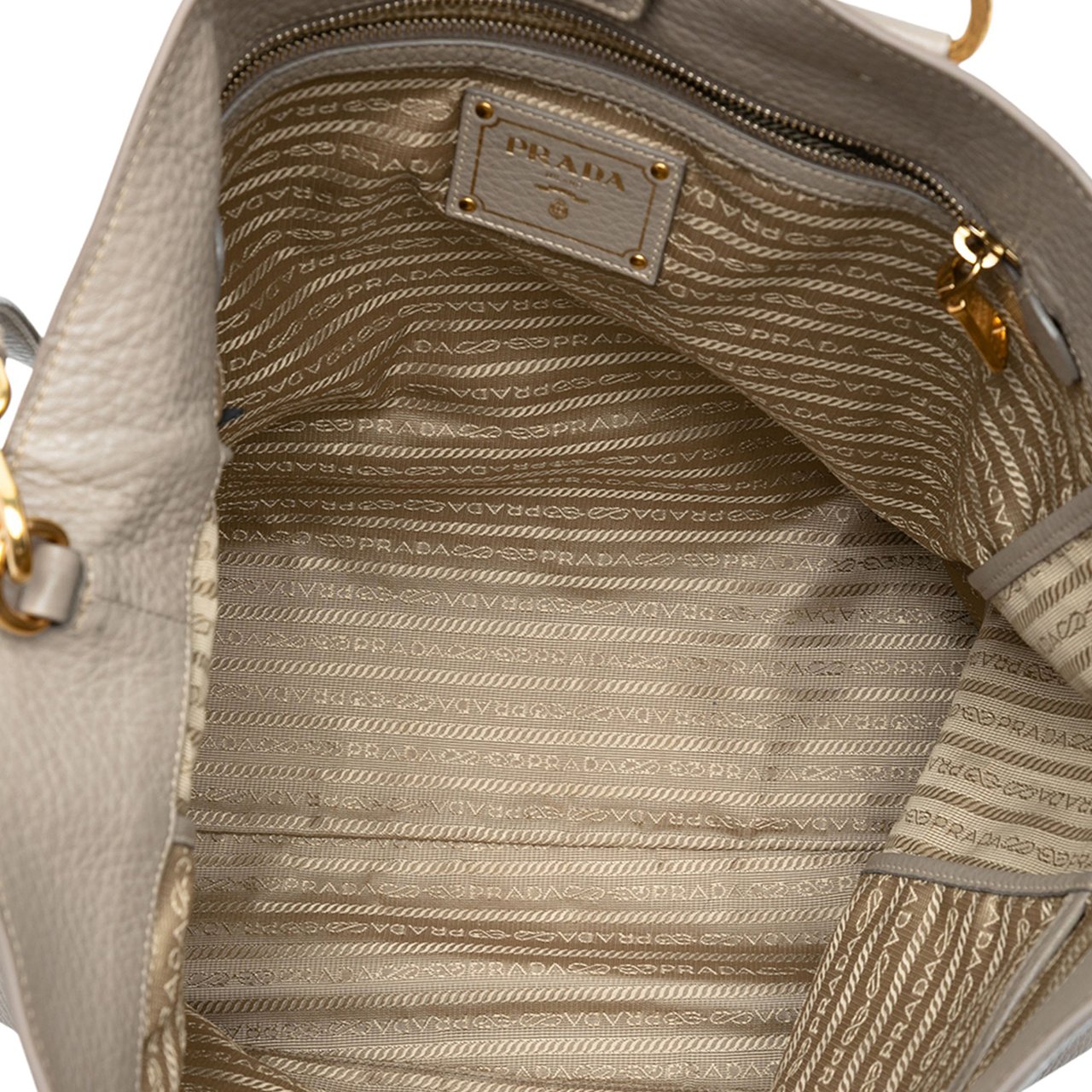 Prada Vitello Daino Open Convertible Tote Grijs