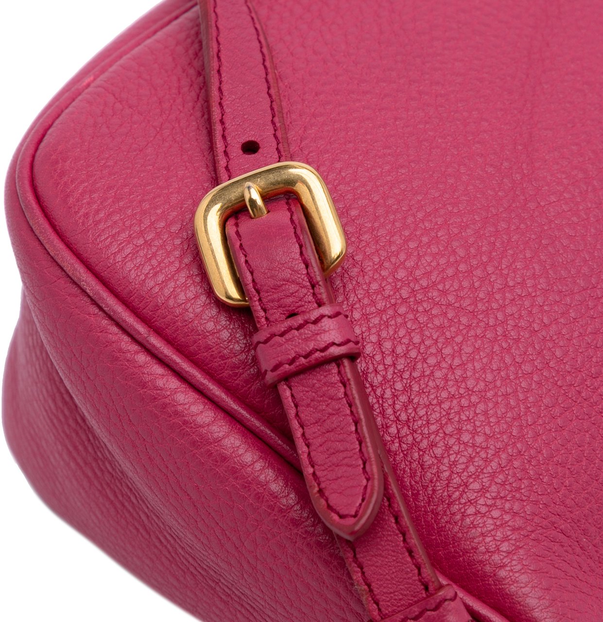 Prada Vitello Daino Shoulder Bag Roze