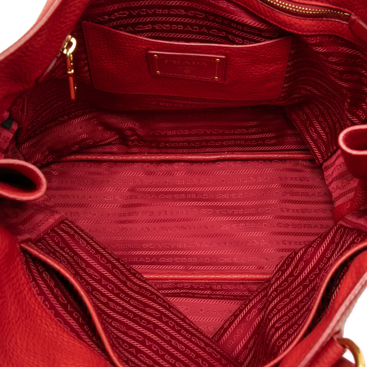 Prada Vitello Daino Side Zip Tote Rood
