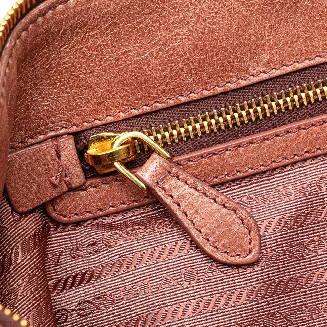 Prada Vitello Shine Satchel Roze