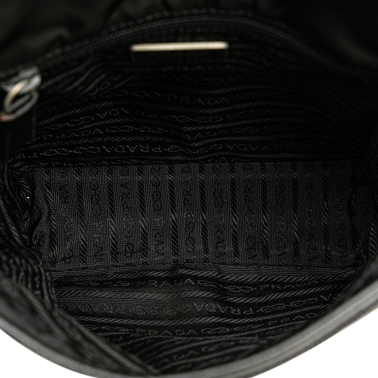 Prada Tessuto Buckle Messenger Bag Zwart