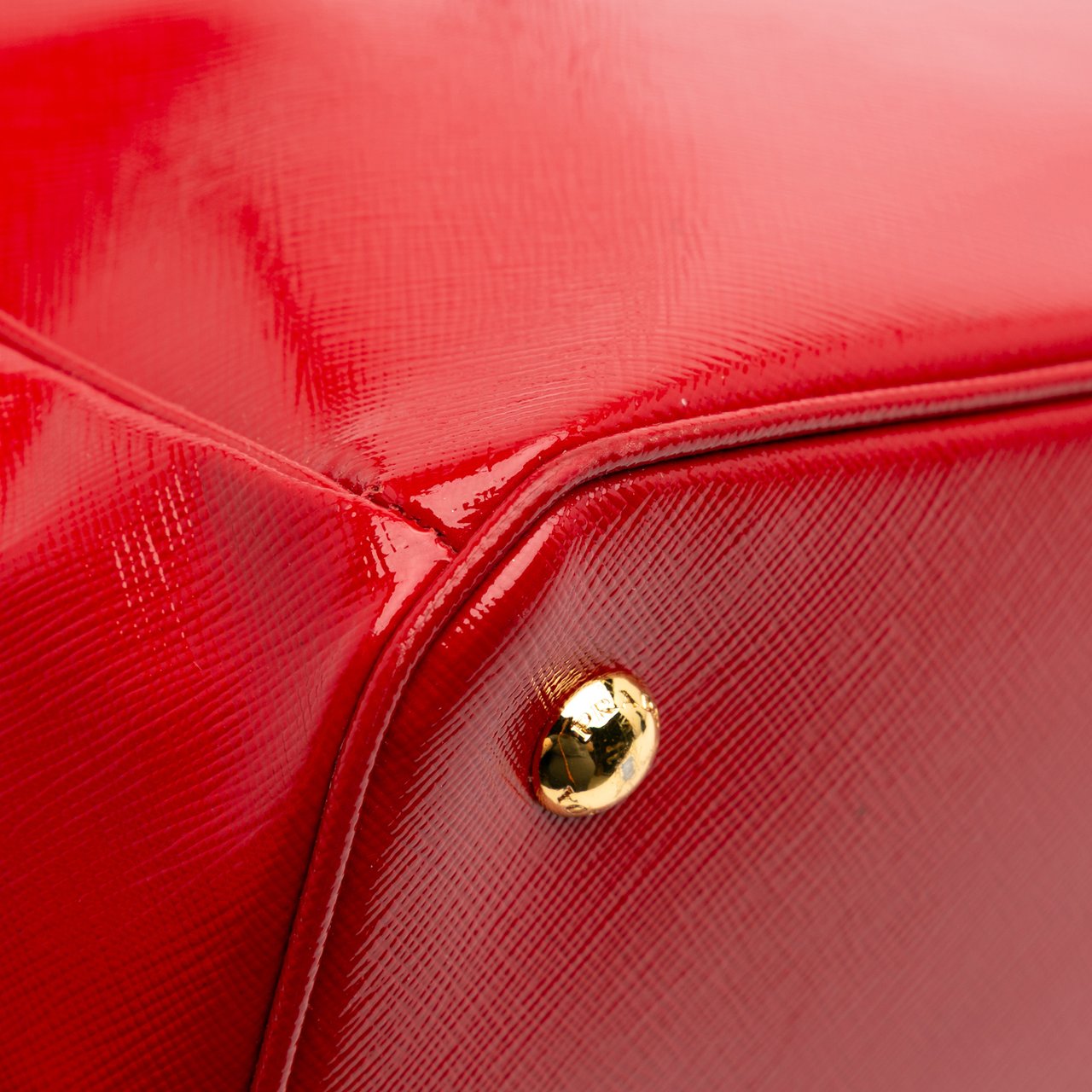 Prada Large Saffiano Vernice Galleria Satchel Rood