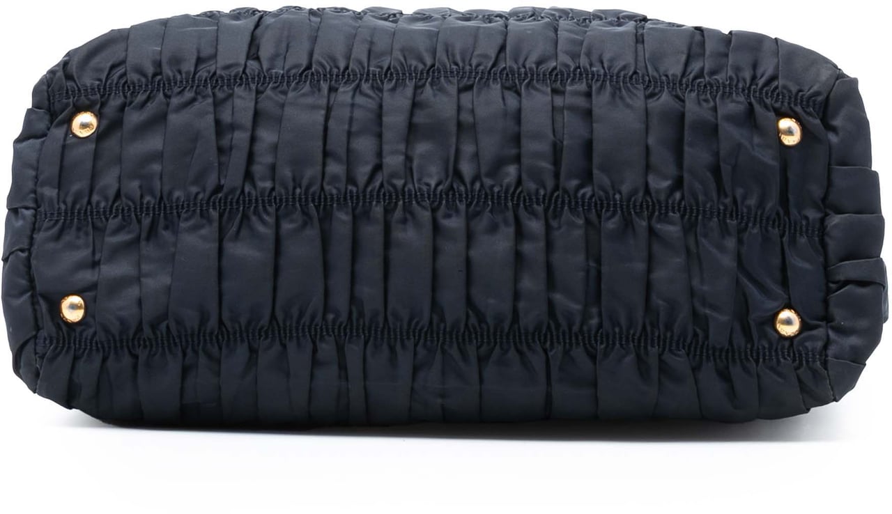 Prada Tessuto Gaufre Satchel Zwart