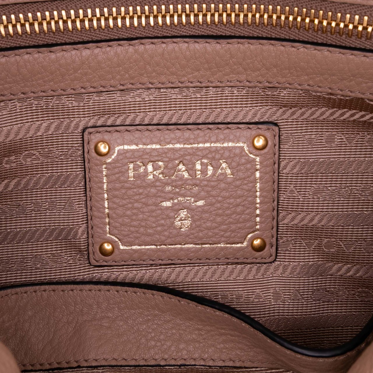 Prada Vitello Daino Sacca 2 Manici Convertible Tote Bruin