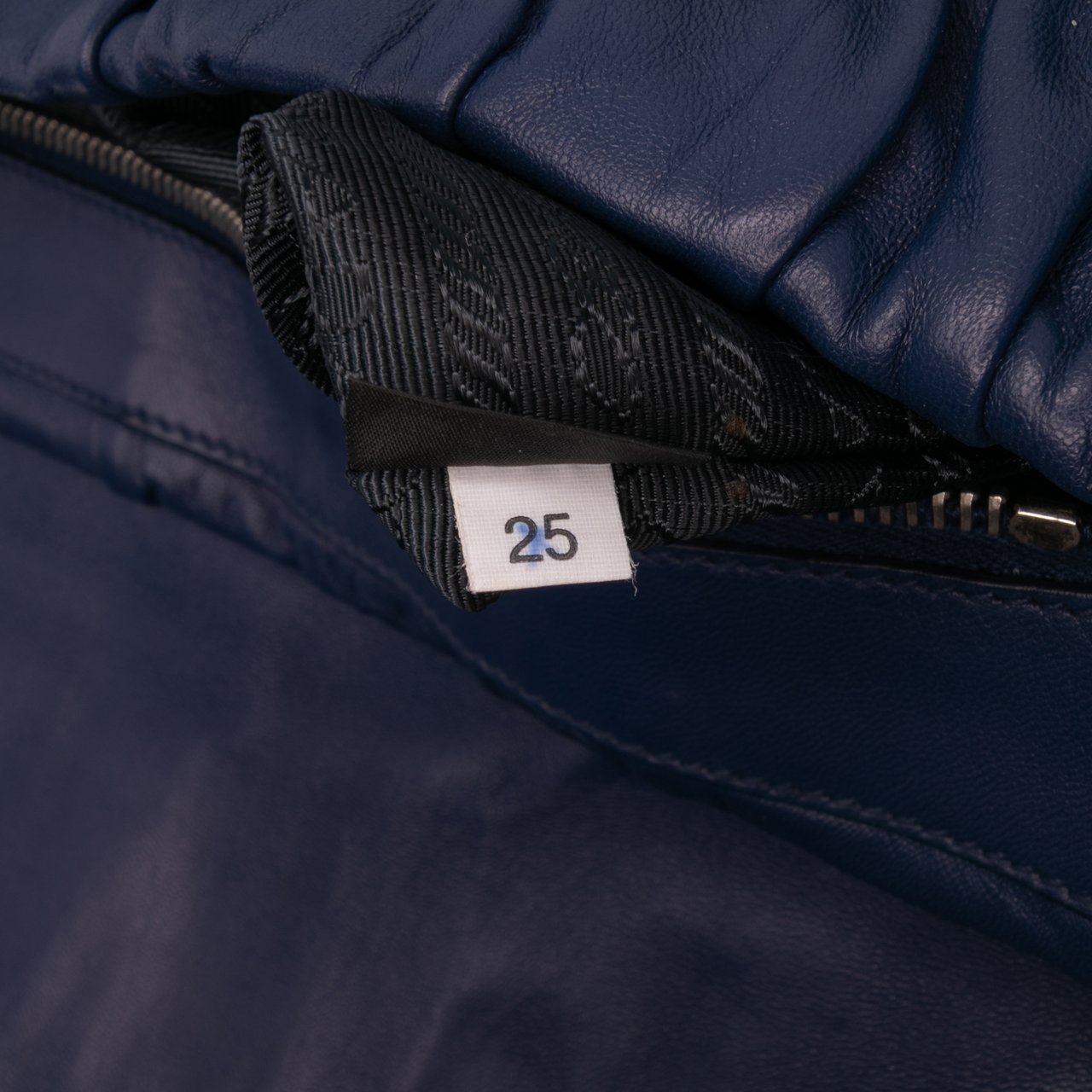 Prada Nappa Gaufre Shoulder Bag Blauw