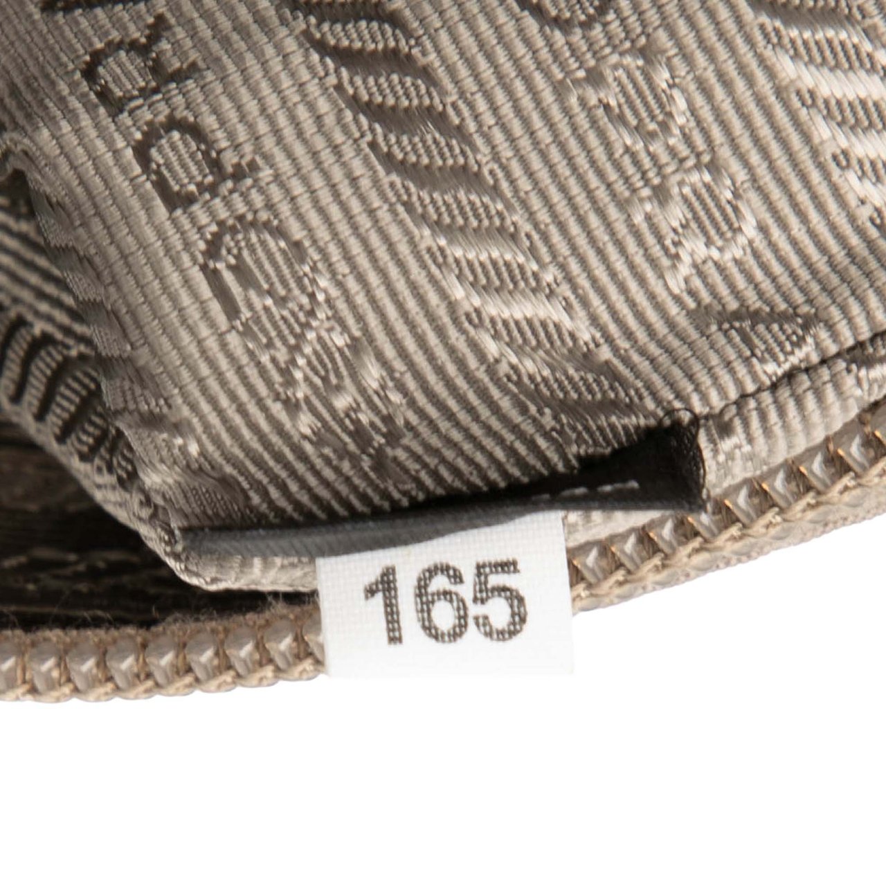 Prada Tessuto Clutch Bruin