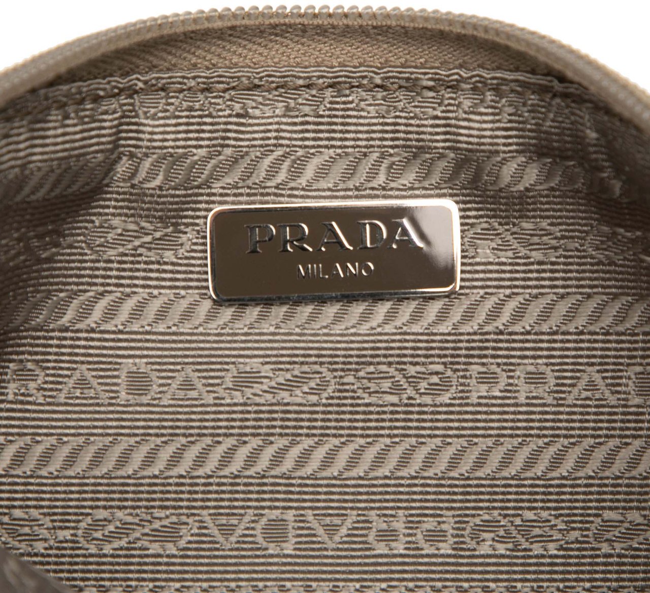 Prada Tessuto Clutch Bruin
