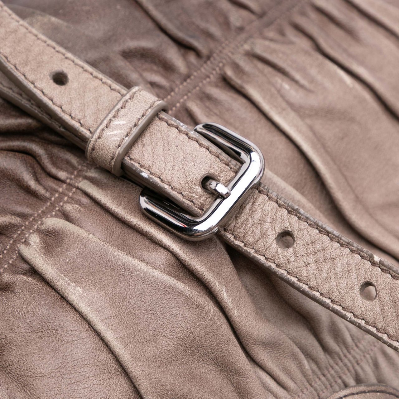 Prada Nappa Gaufre Ombre Satchel Grijs
