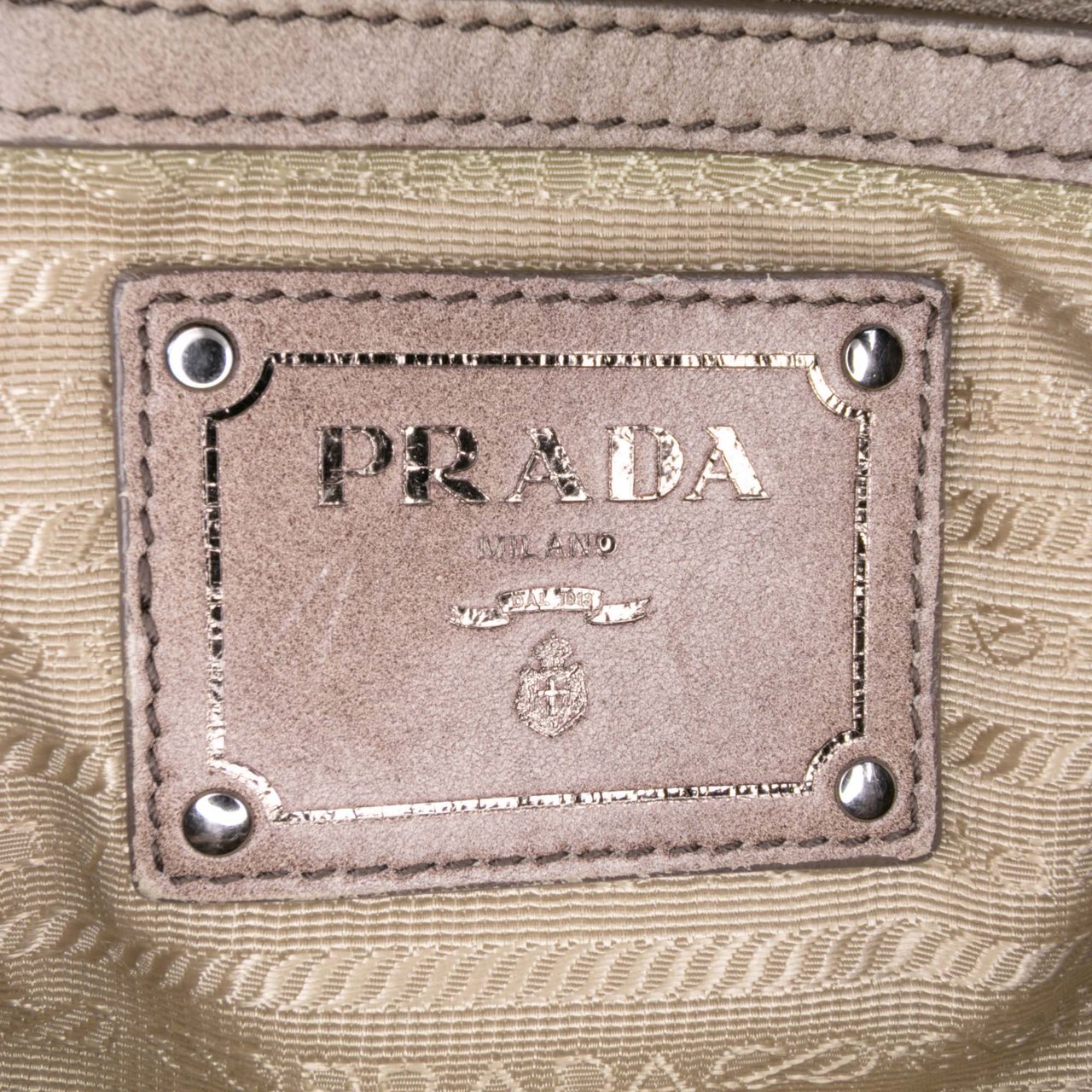 Prada Nappa Gaufre Ombre Satchel Grijs