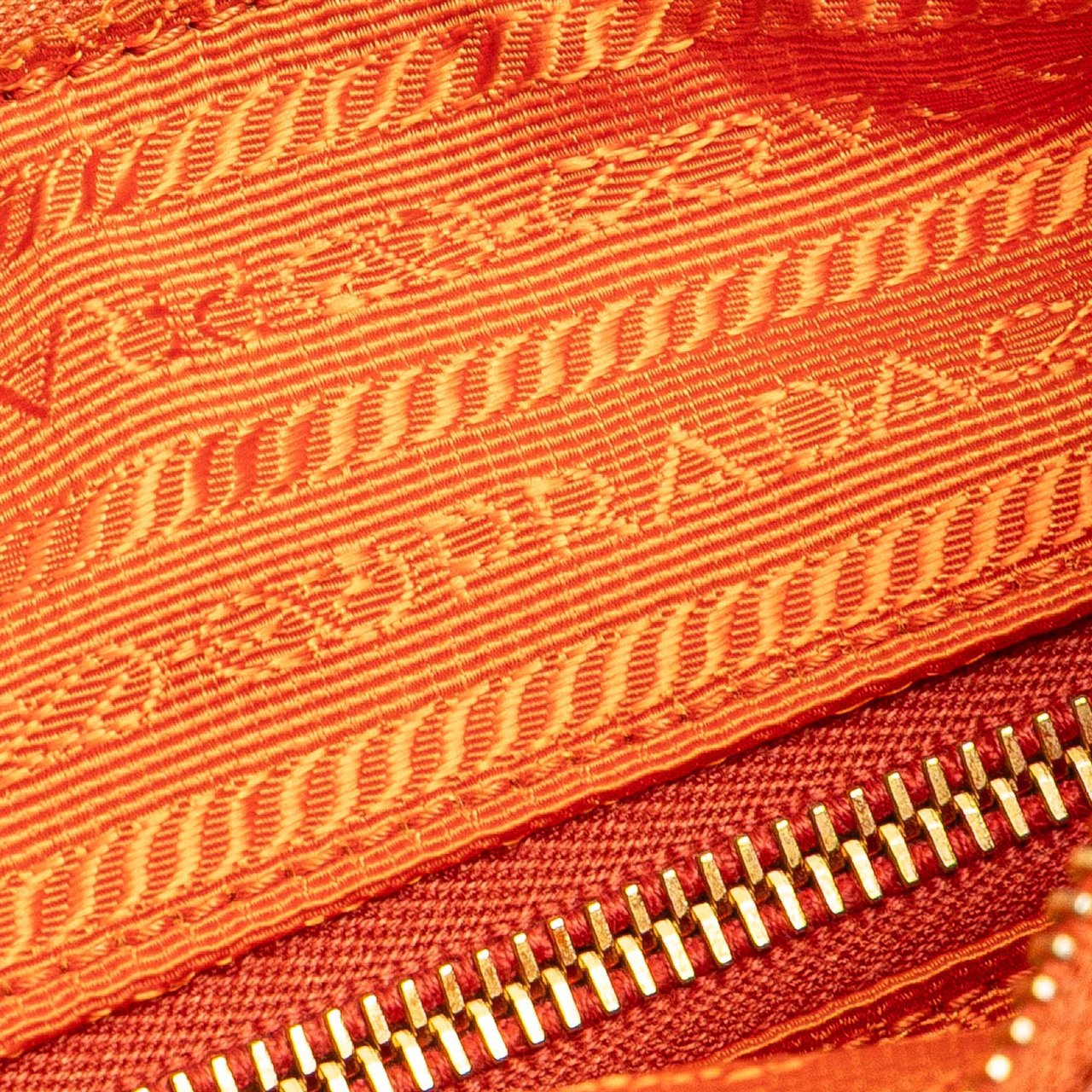 Prada Saffiano Trimmed Tessuto Zip Top Crossbody Oranje