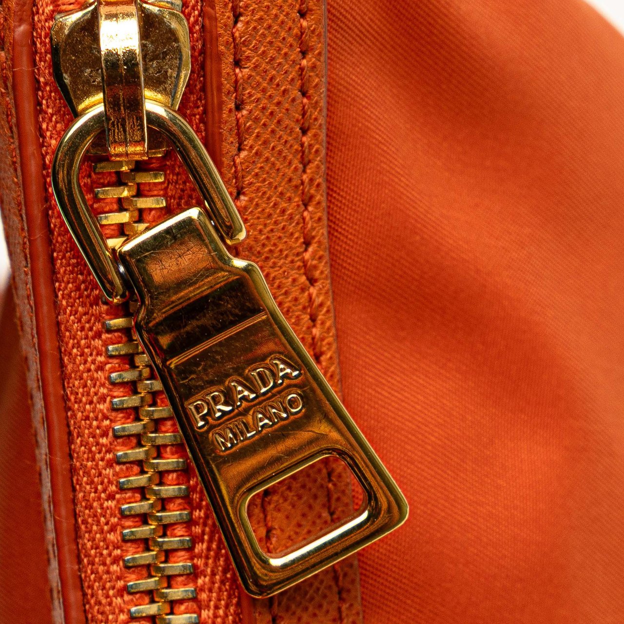 Prada Saffiano Trimmed Tessuto Zip Top Crossbody Oranje