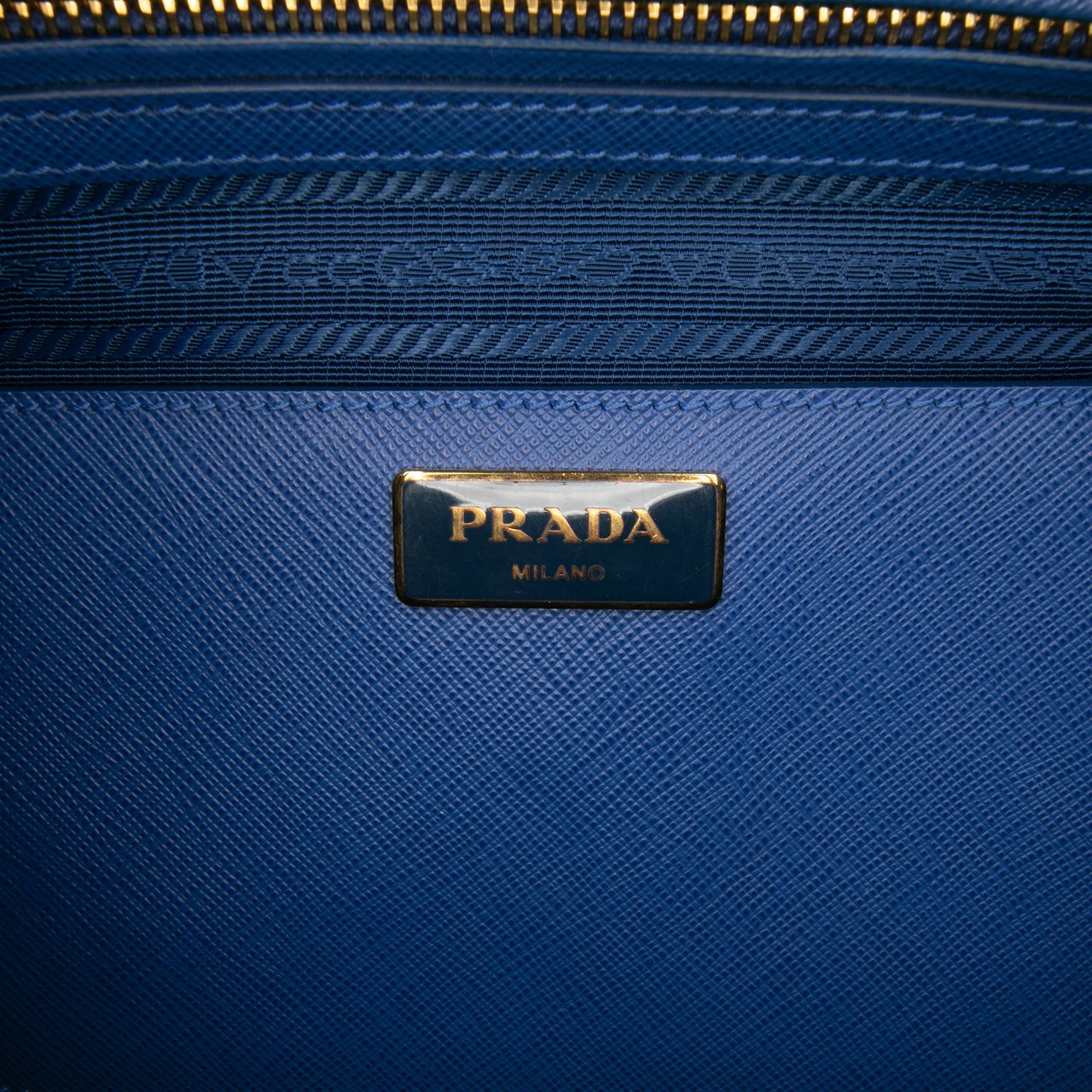 Prada Medium Saffiano Lux Galleria Double Zip Satchel Blauw