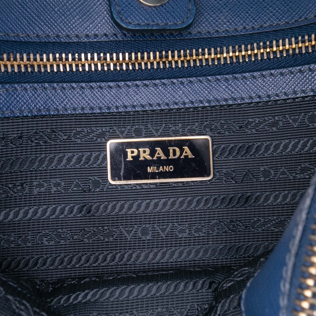 Prada Medium Saffiano Lux Galleria Satchel Blauw