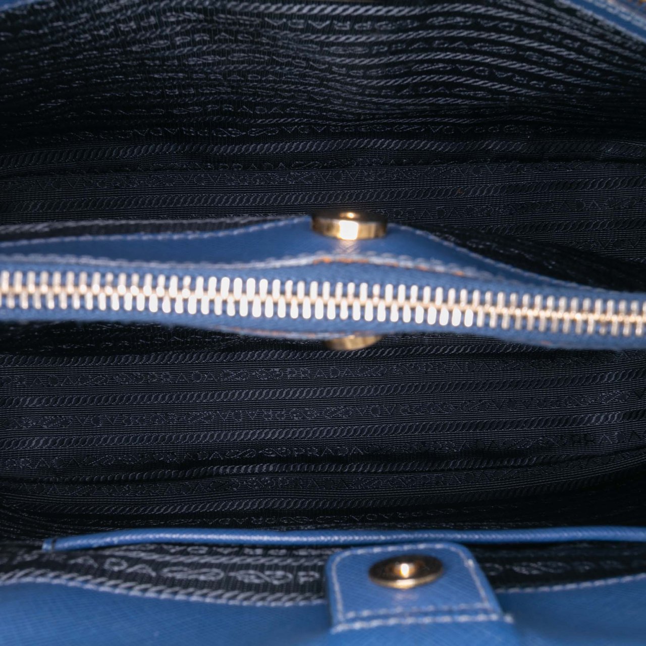 Prada Medium Saffiano Lux Galleria Satchel Blauw