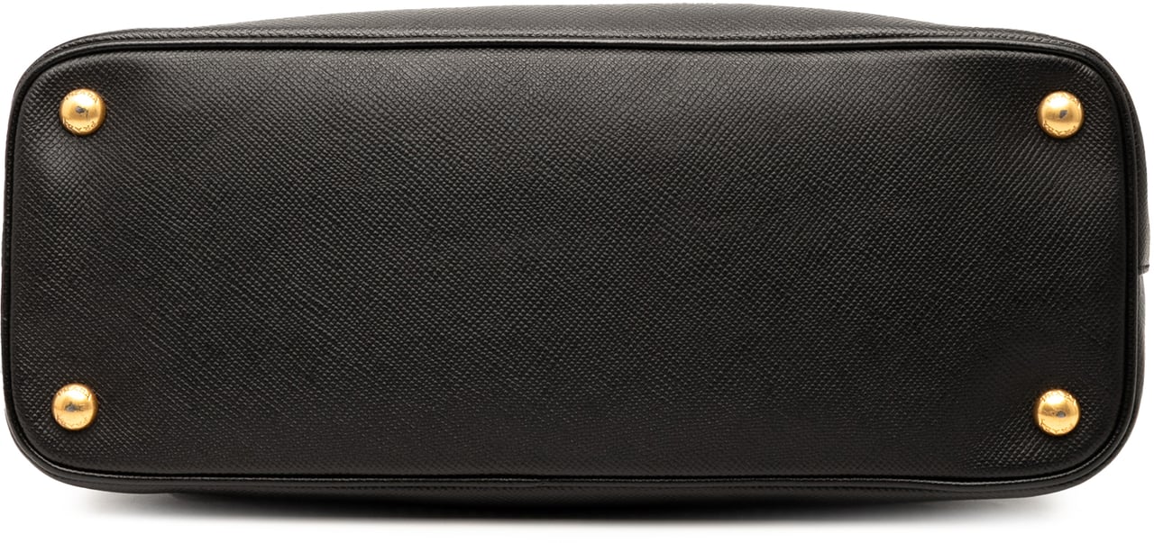 Prada Medium Saffiano Cuir Dome Satchel Zwart