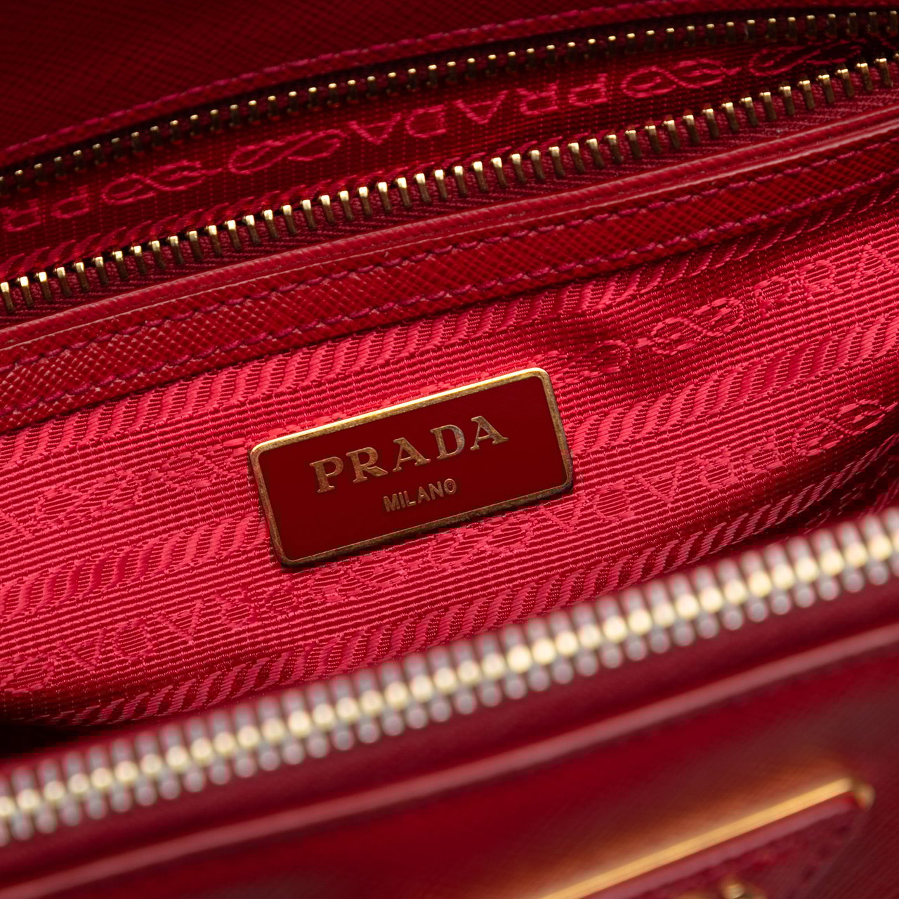 Prada Small Saffiano Lux Galleria Double Zip Satchel Rood