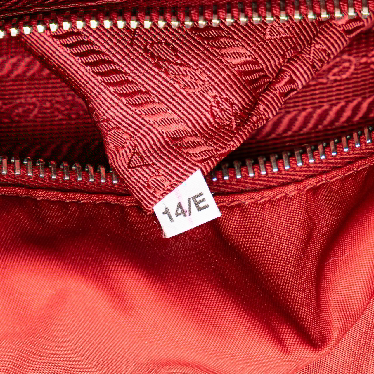 Prada Tessuto Satchel Rood