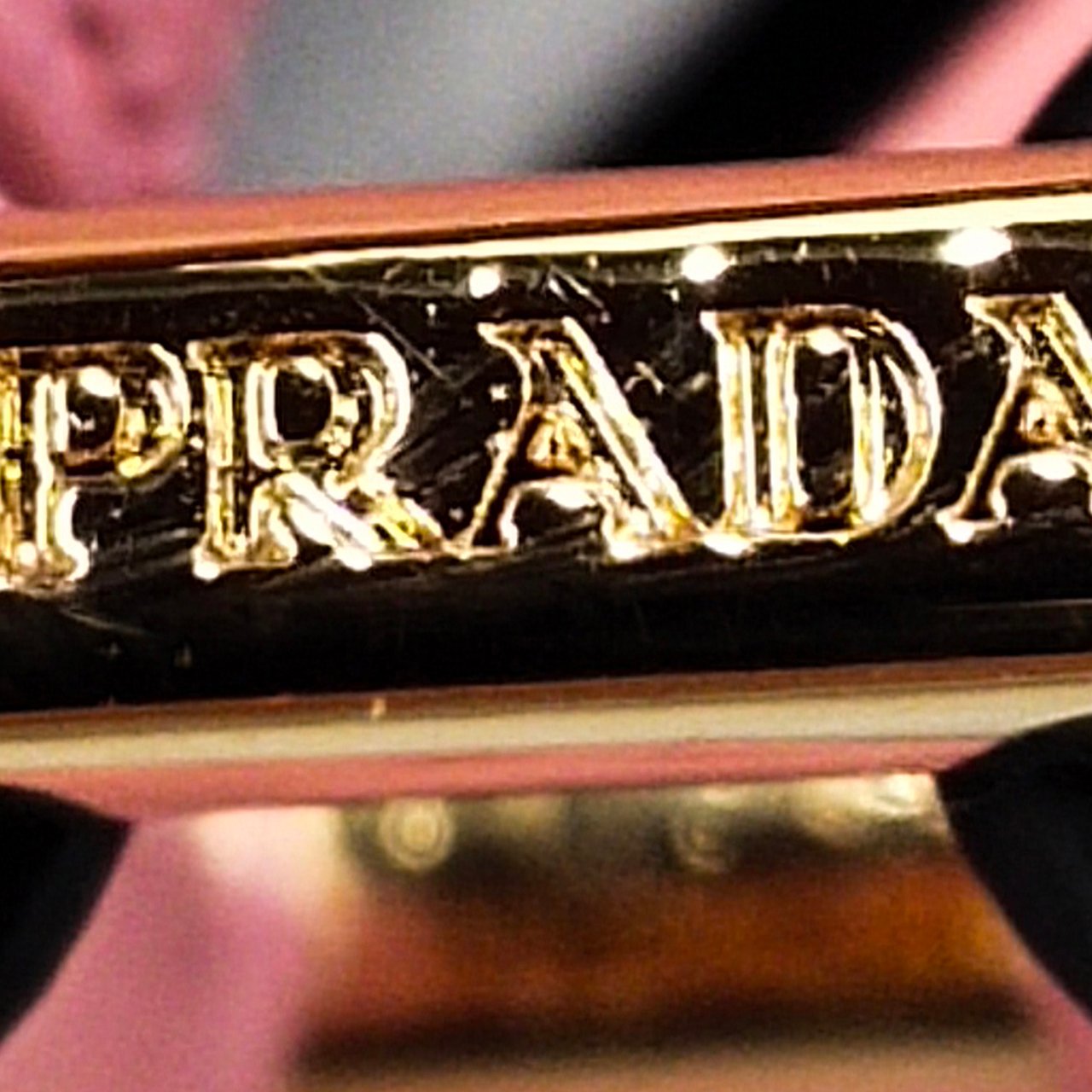 Prada Glace Calf Studded Etiquette Crossbody Roze