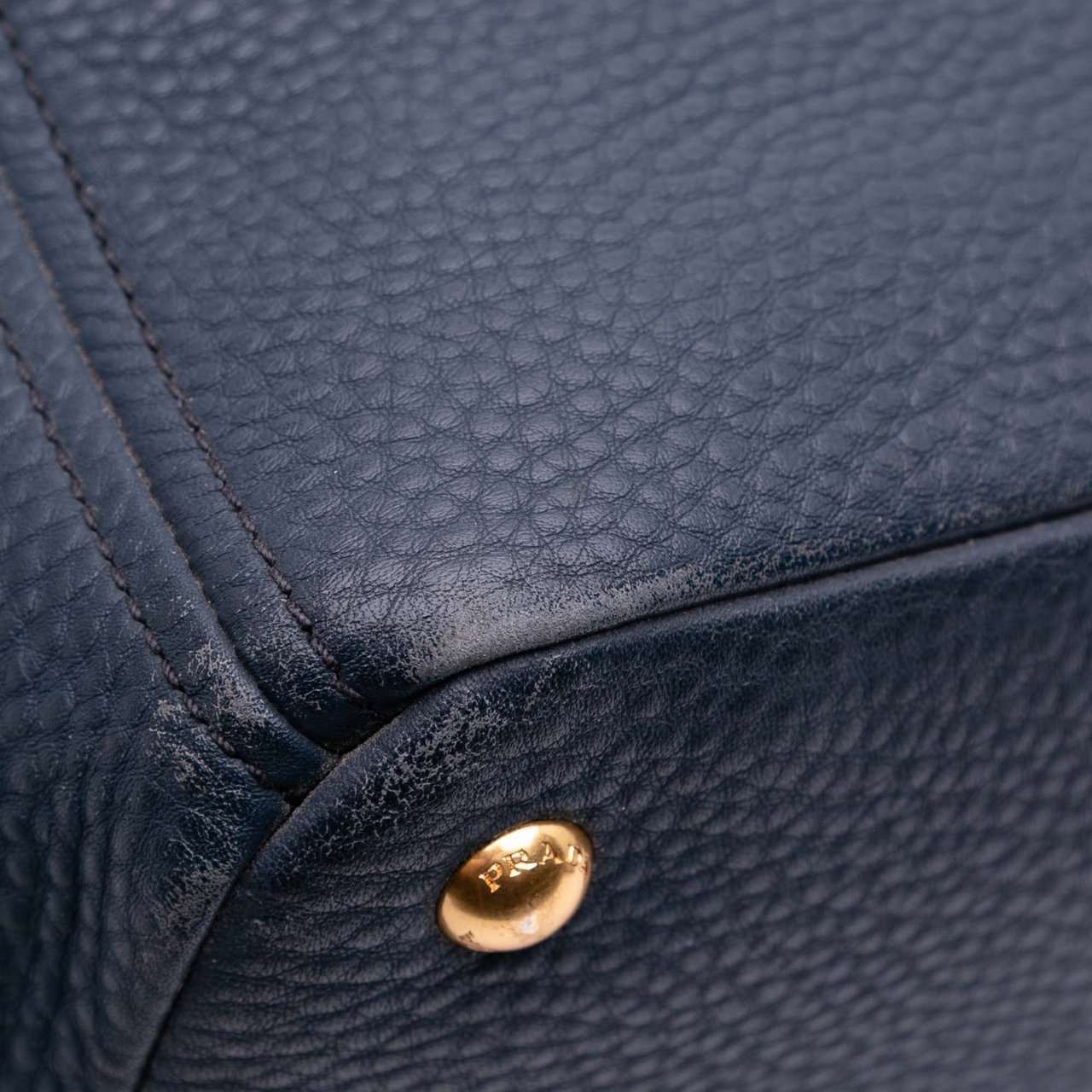 Prada Vitello Daino Open Convertible Tote Blauw