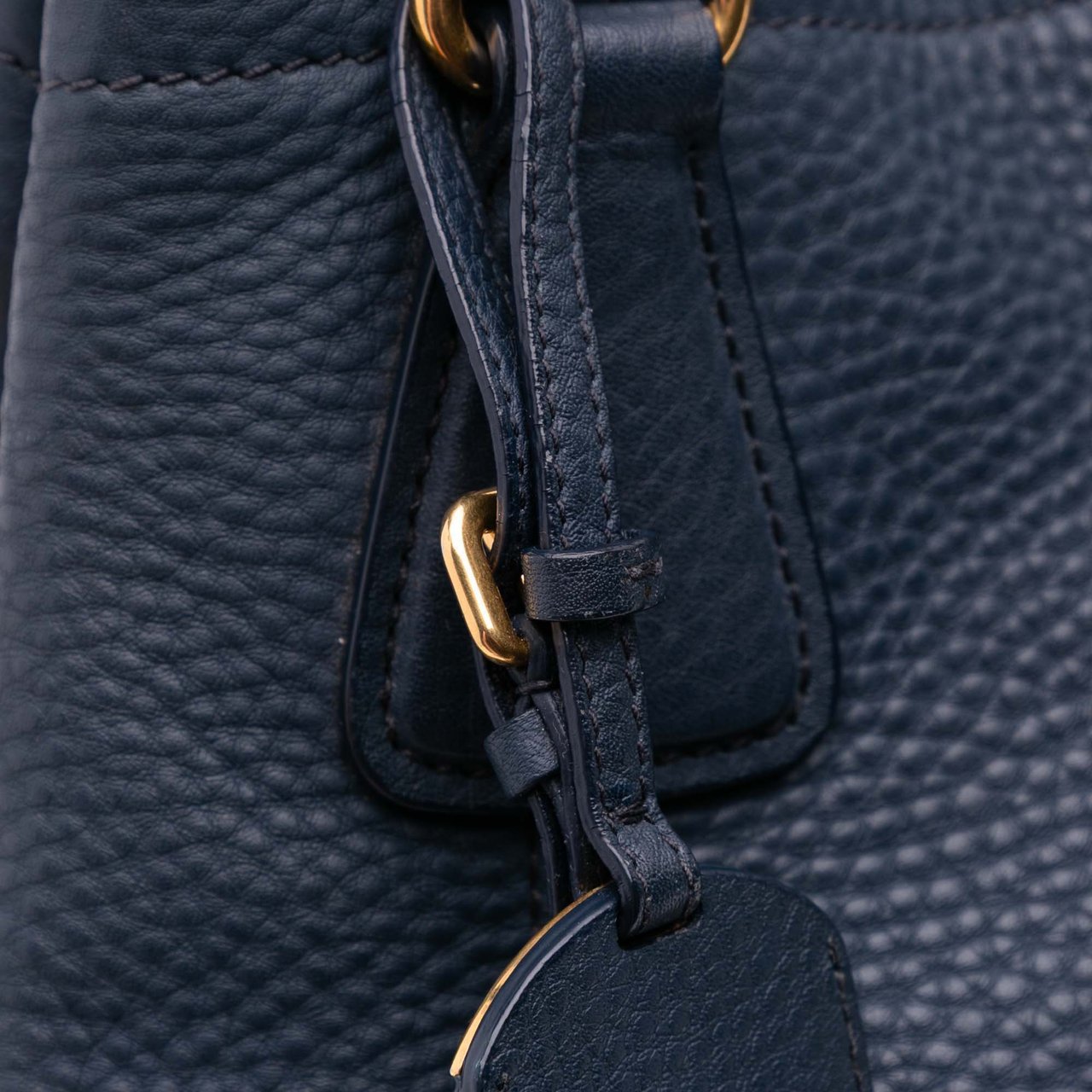 Prada Vitello Daino Open Convertible Tote Blauw