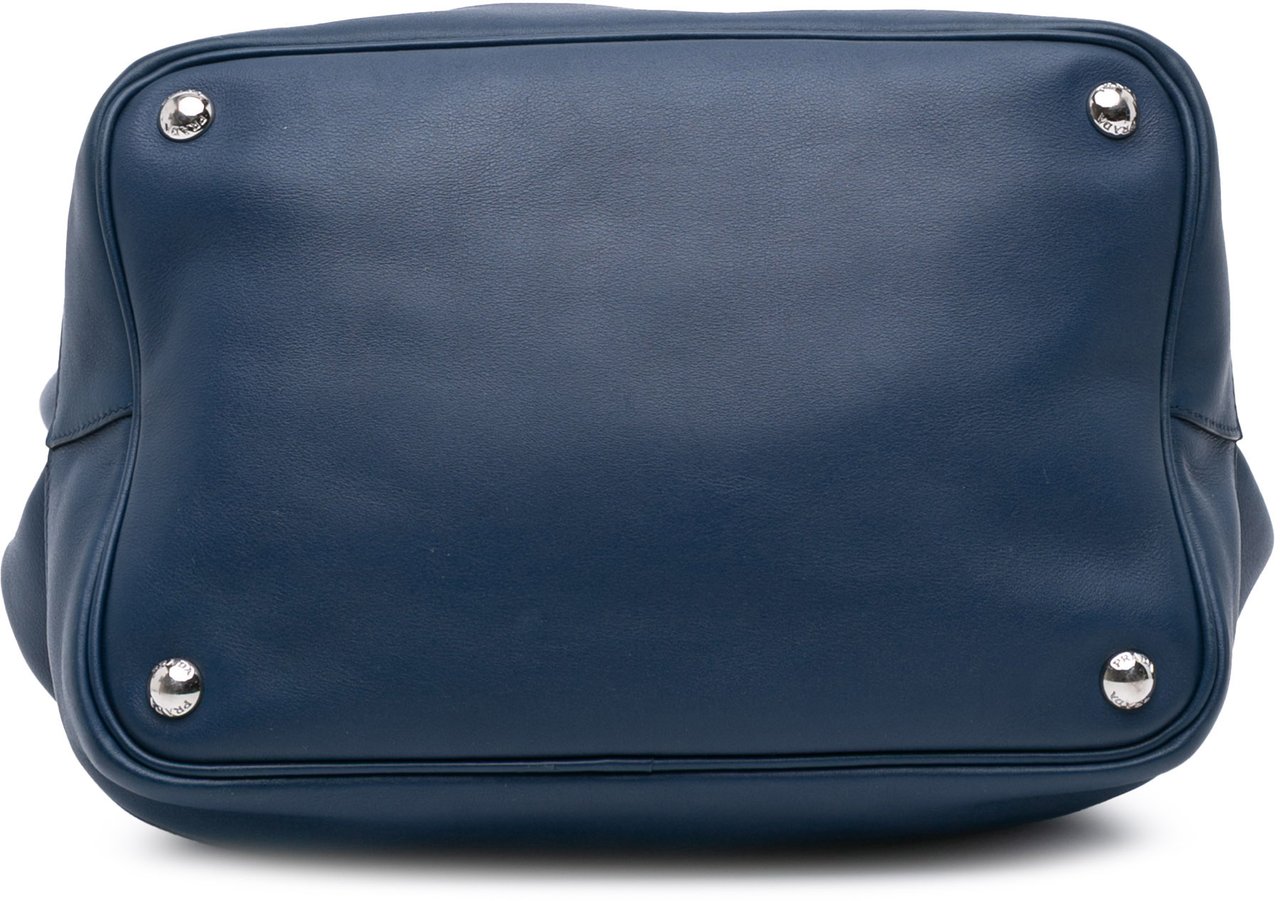 Prada Soft Calf Tassel Convertible Drawstring Bucket Bag Blauw