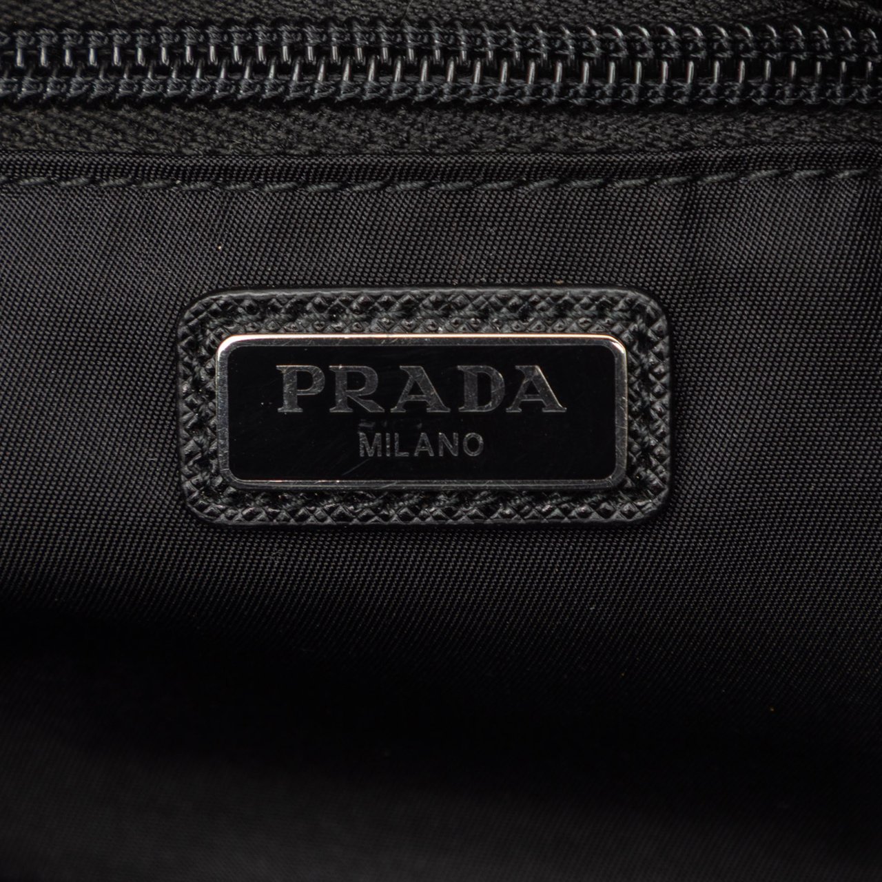Prada Tessuto Pouch Zwart