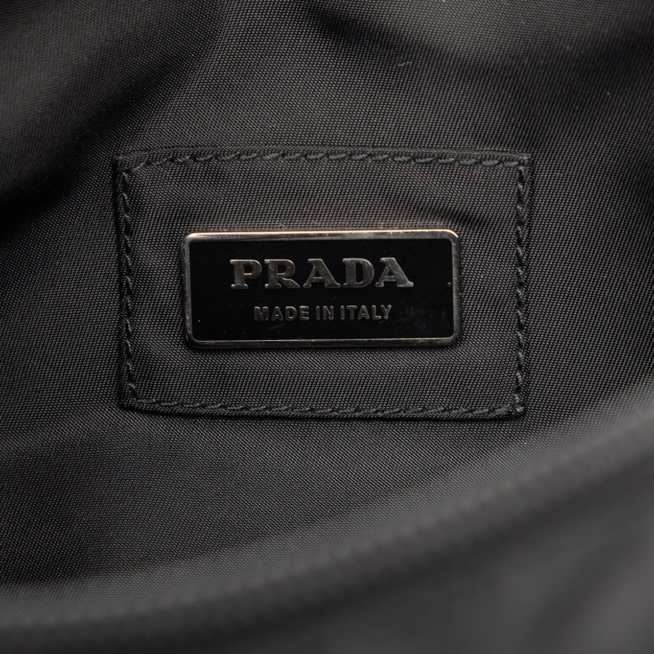 Prada Tessuto Belt Bag Zwart