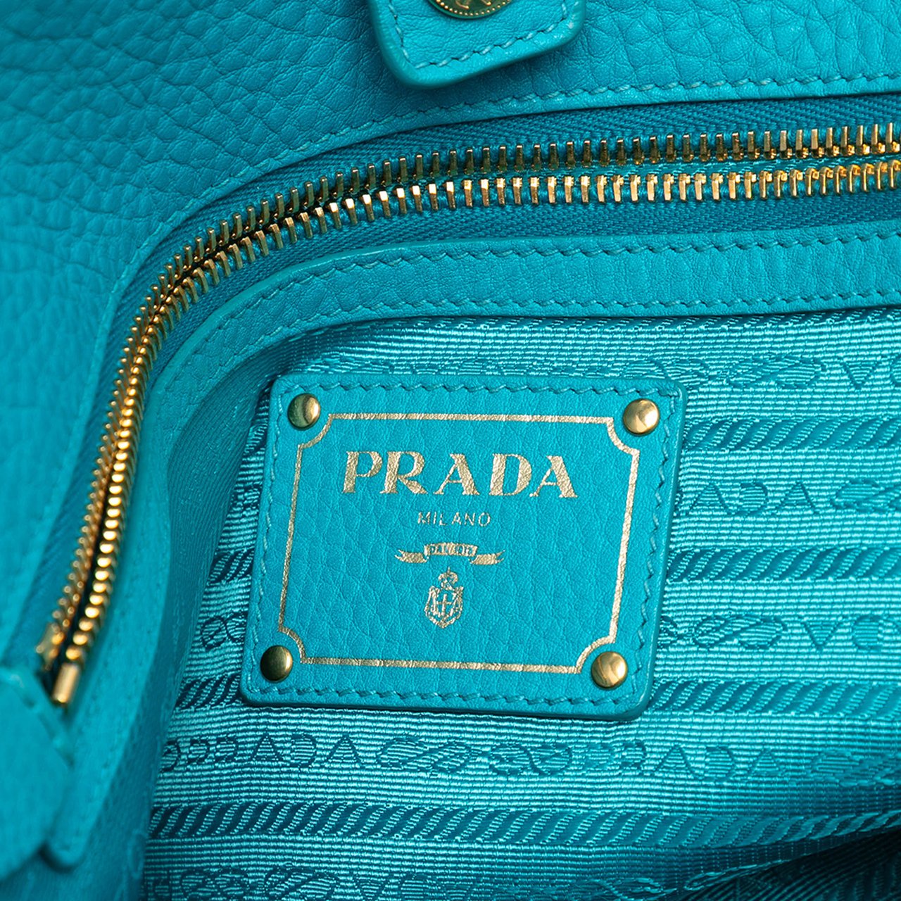 Prada Vitello Daino Open Convertible Tote Blauw