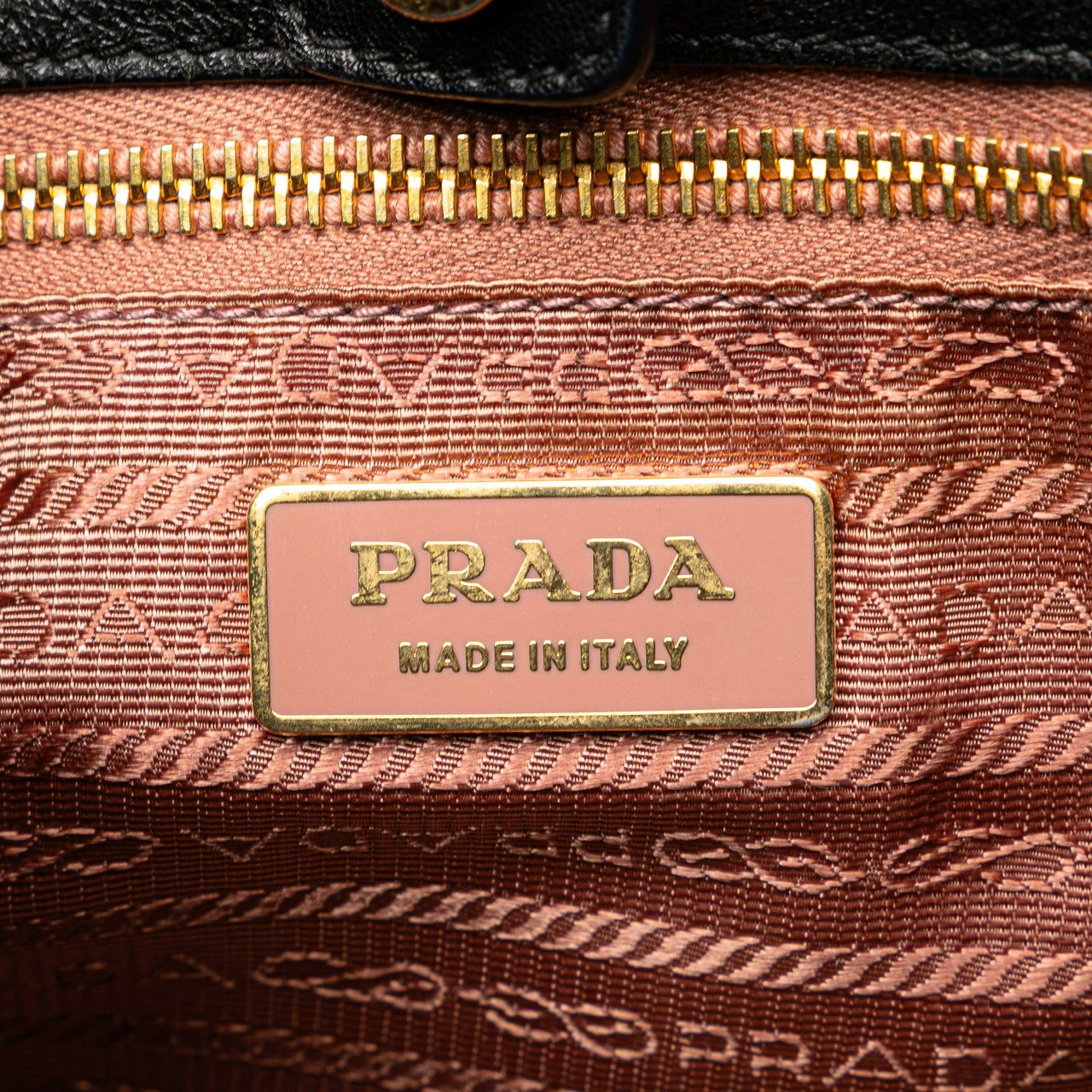 Prada Tessuto Fiocco Bow Handbag Zwart