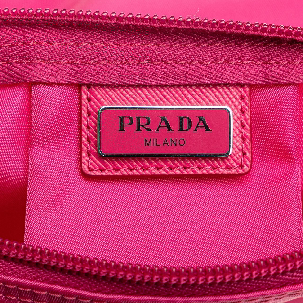 Prada Tessuto Pouch Roze