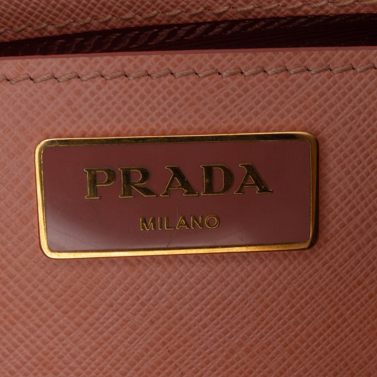 Prada Medium Saffiano Lux Galleria Double Zip Tote Roze