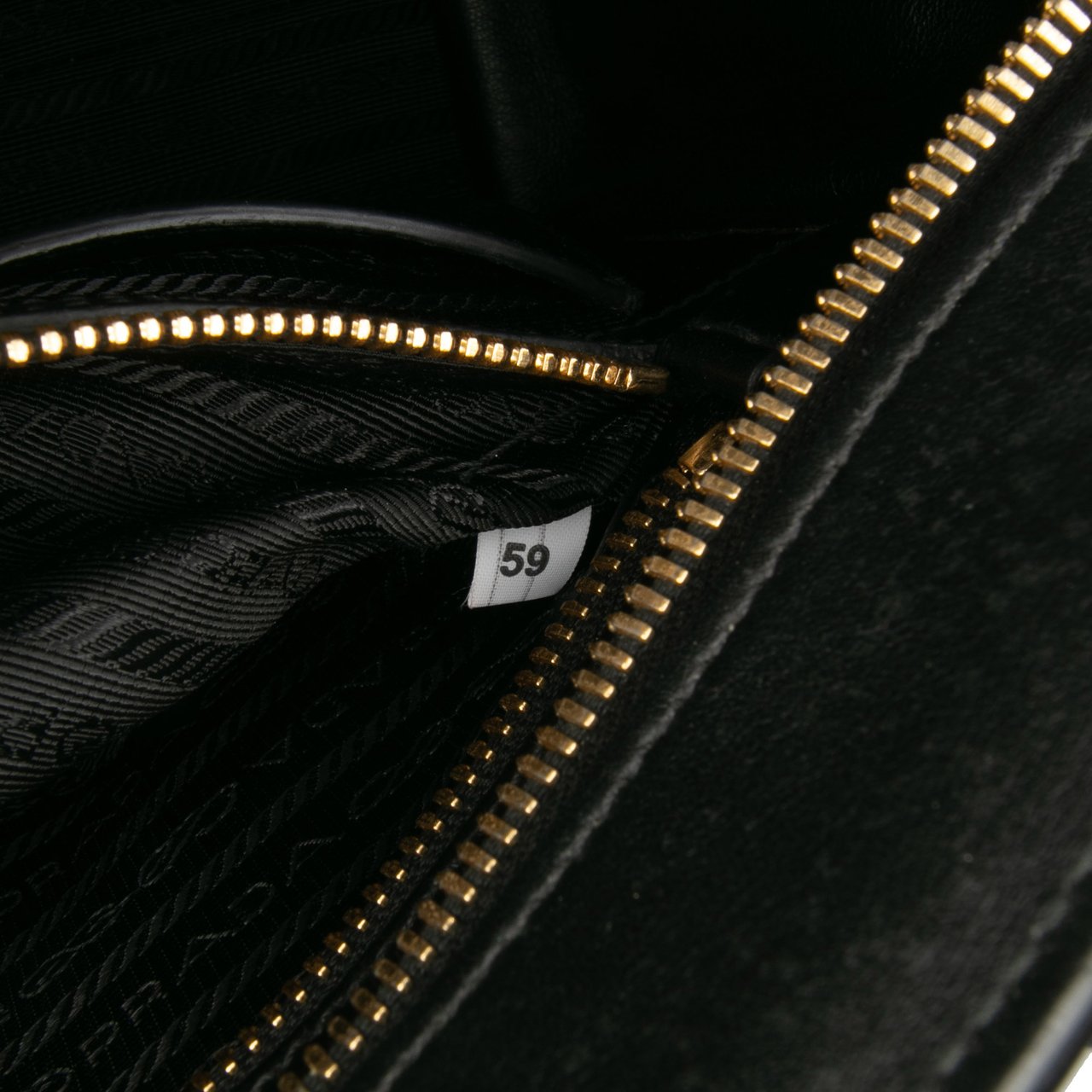 Prada Small Saffiano and City Calf Esplanade Satchel Zwart