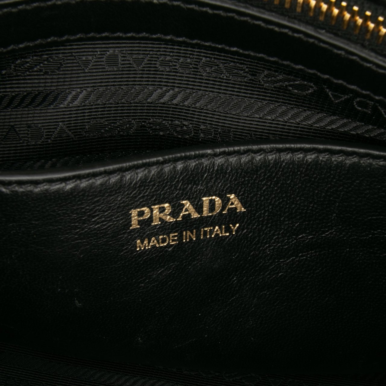 Prada Small Saffiano and City Calf Esplanade Satchel Zwart