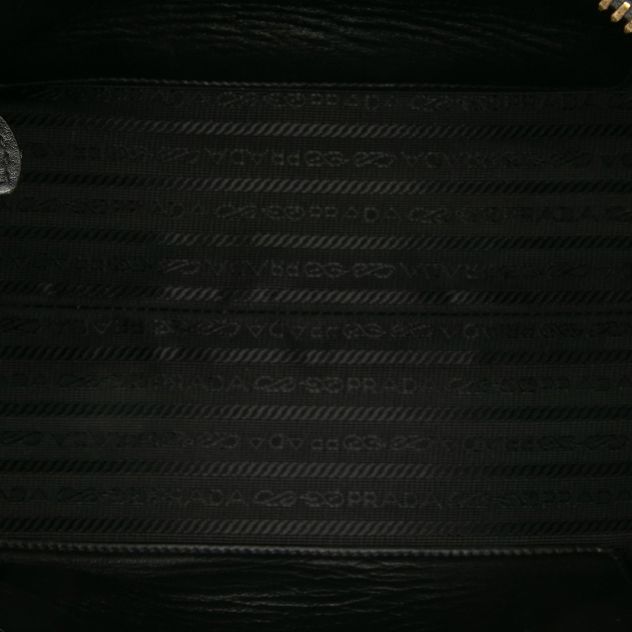 Prada Small Saffiano and City Calf Esplanade Satchel Zwart