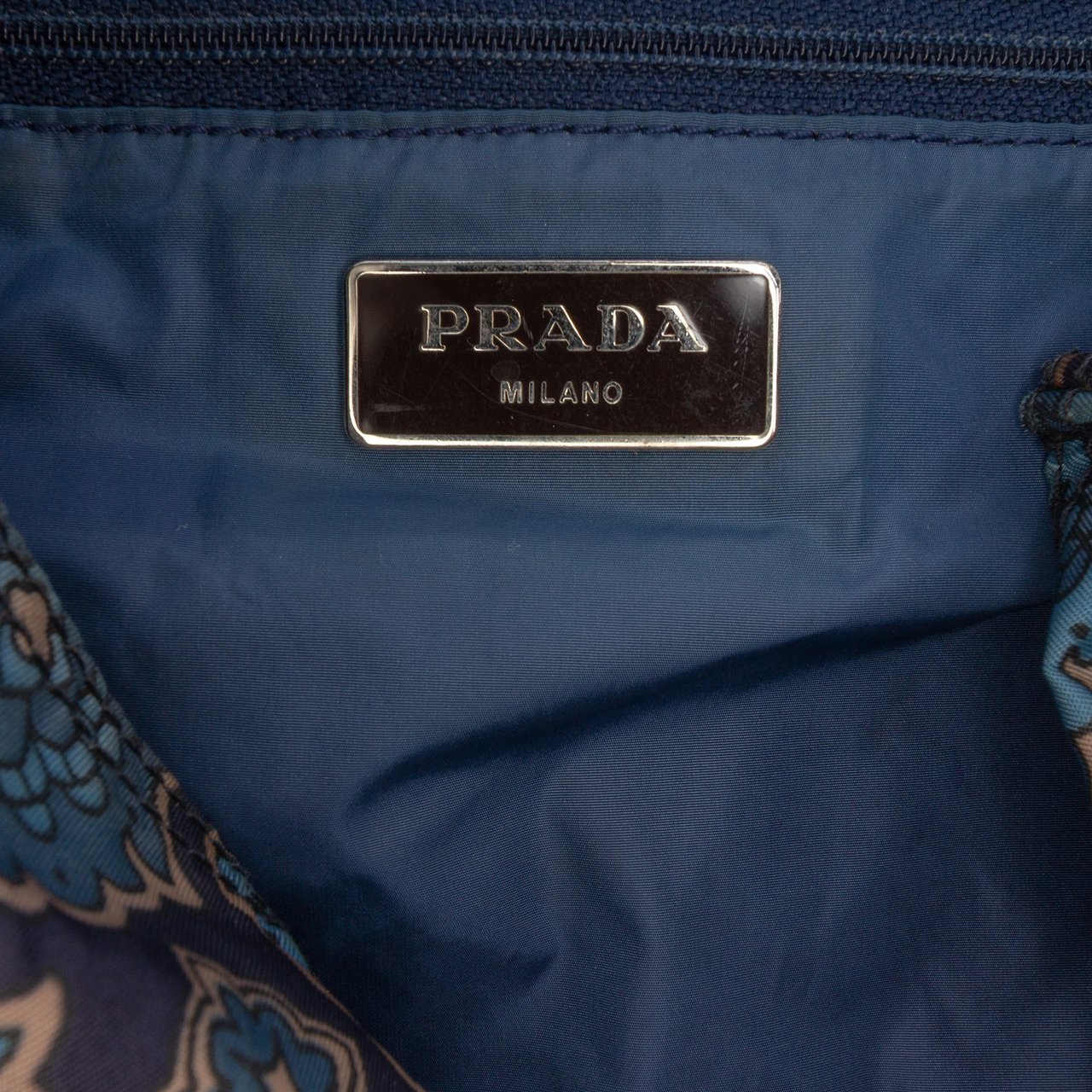 Prada Tessuto Stampato Tote Blauw