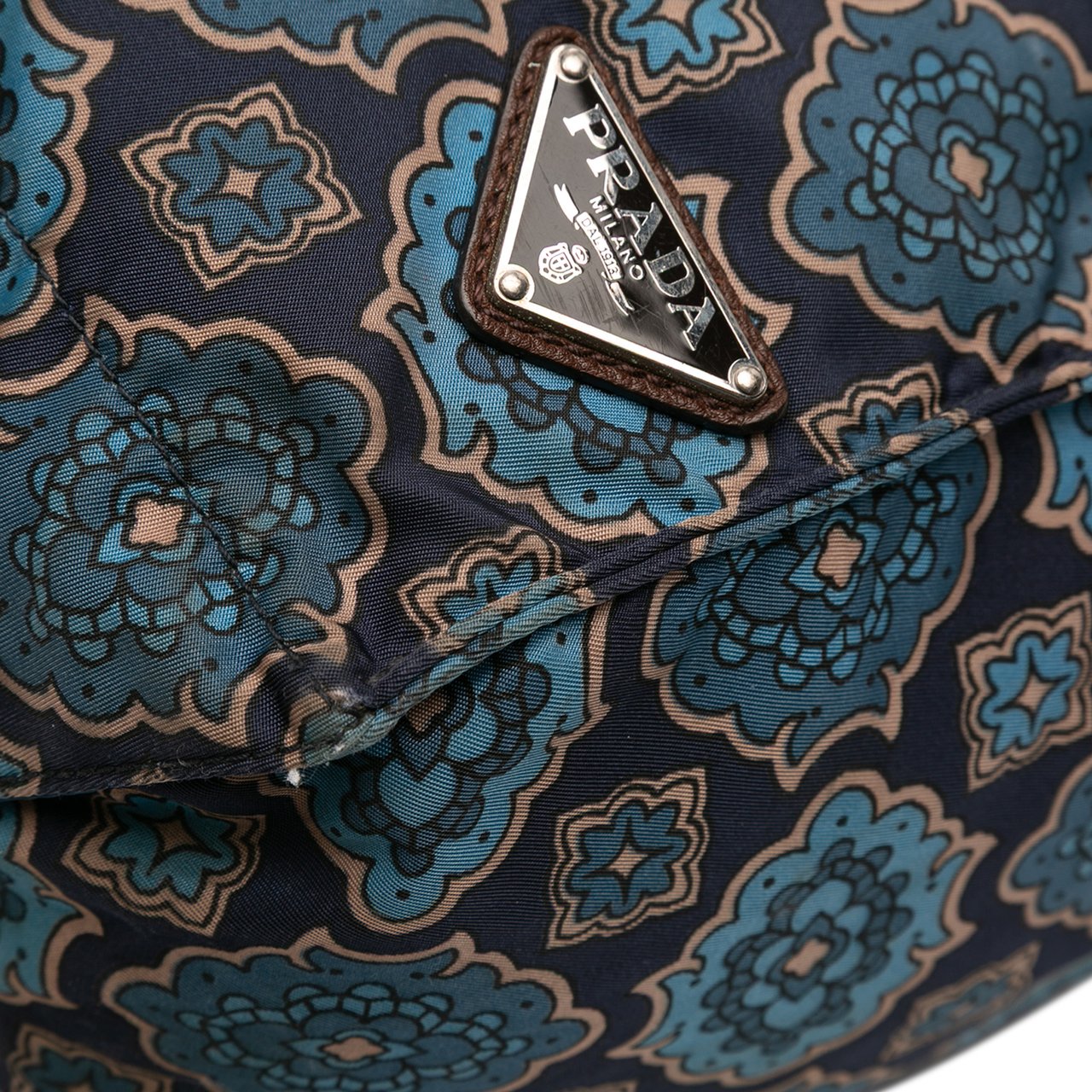 Prada Tessuto Stampato Tote Blauw