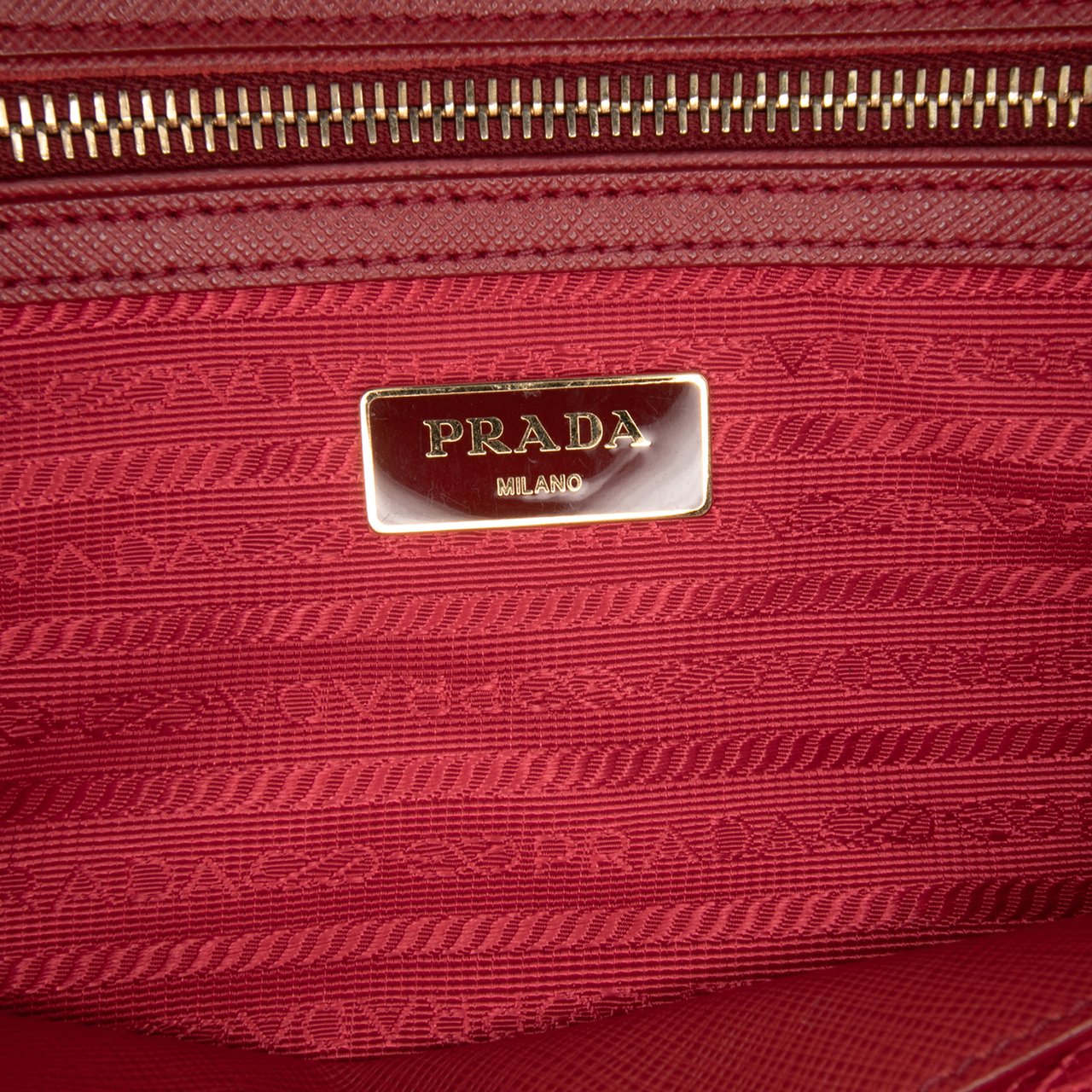 Prada Small Saffiano Lux Galleria Double Zip Satchel Rood