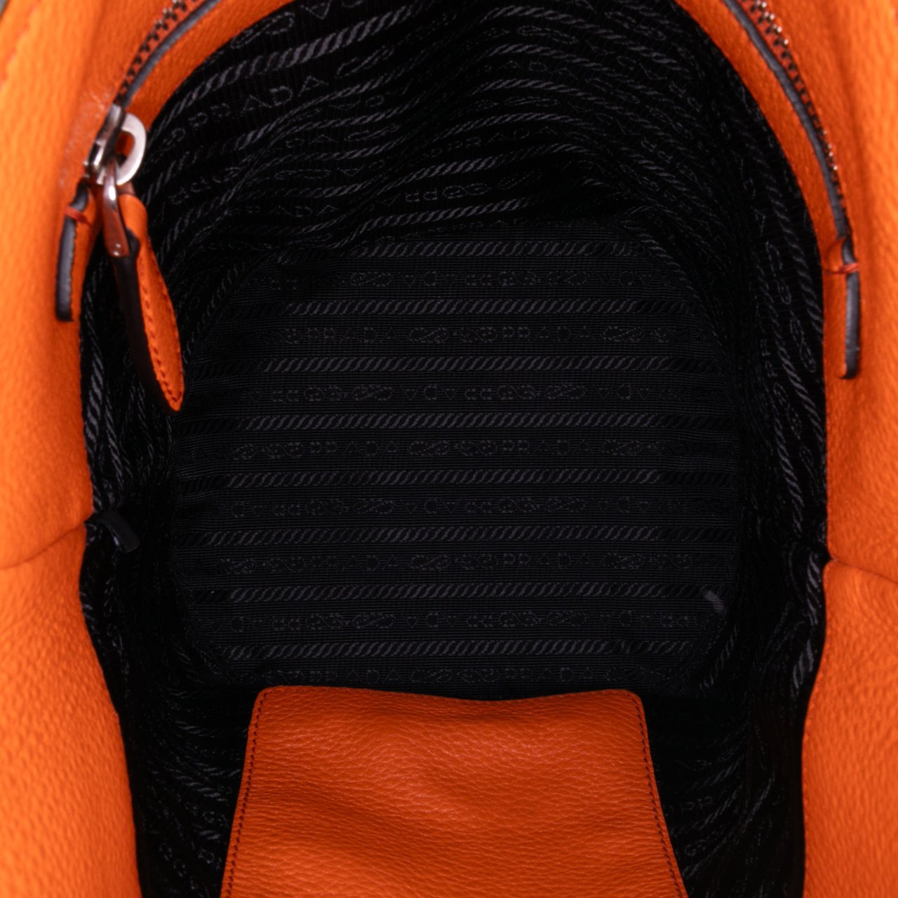 Prada Vitello Daino Bucket Bag Oranje