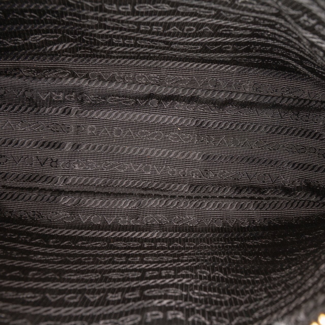 Prada Saffiano Re Edition 2005 Satchel Zwart