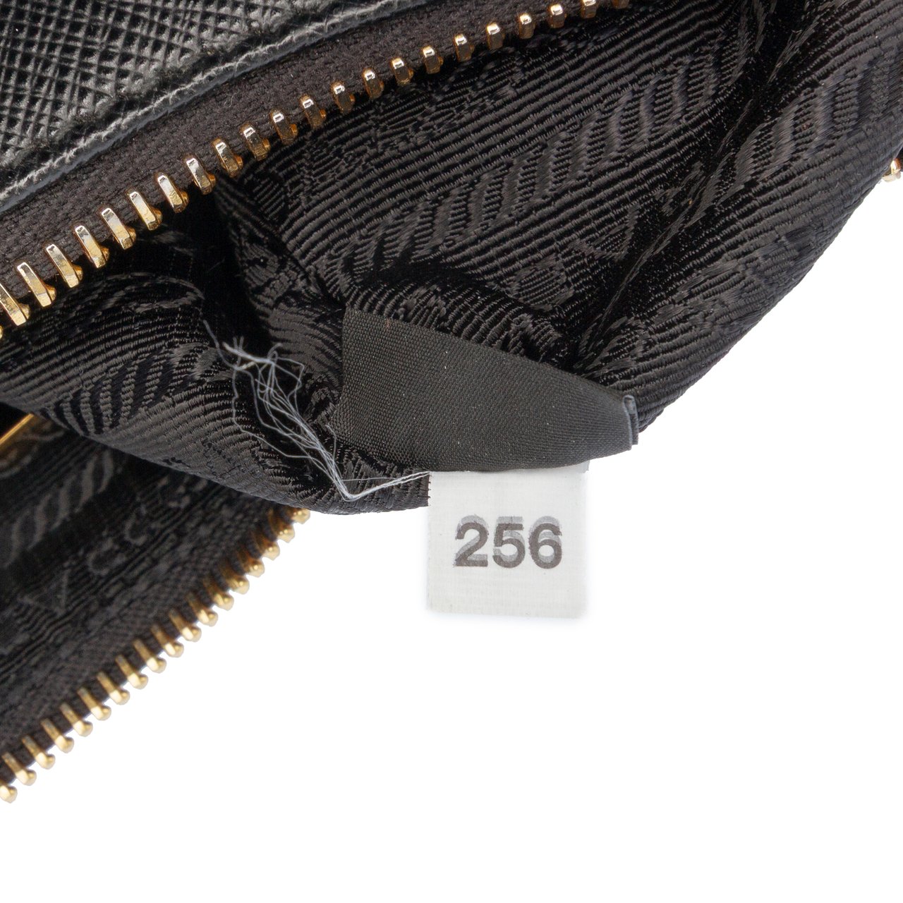 Prada Saffiano Re Edition 2005 Satchel Zwart