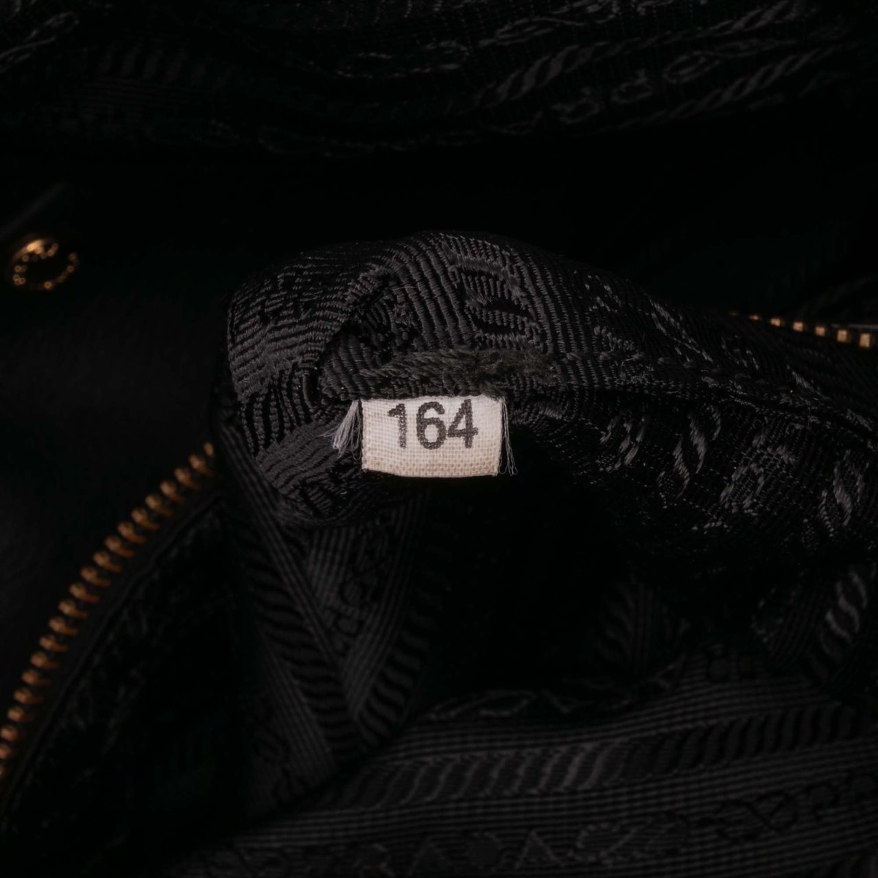 Prada Soft Calf Satchel Zwart