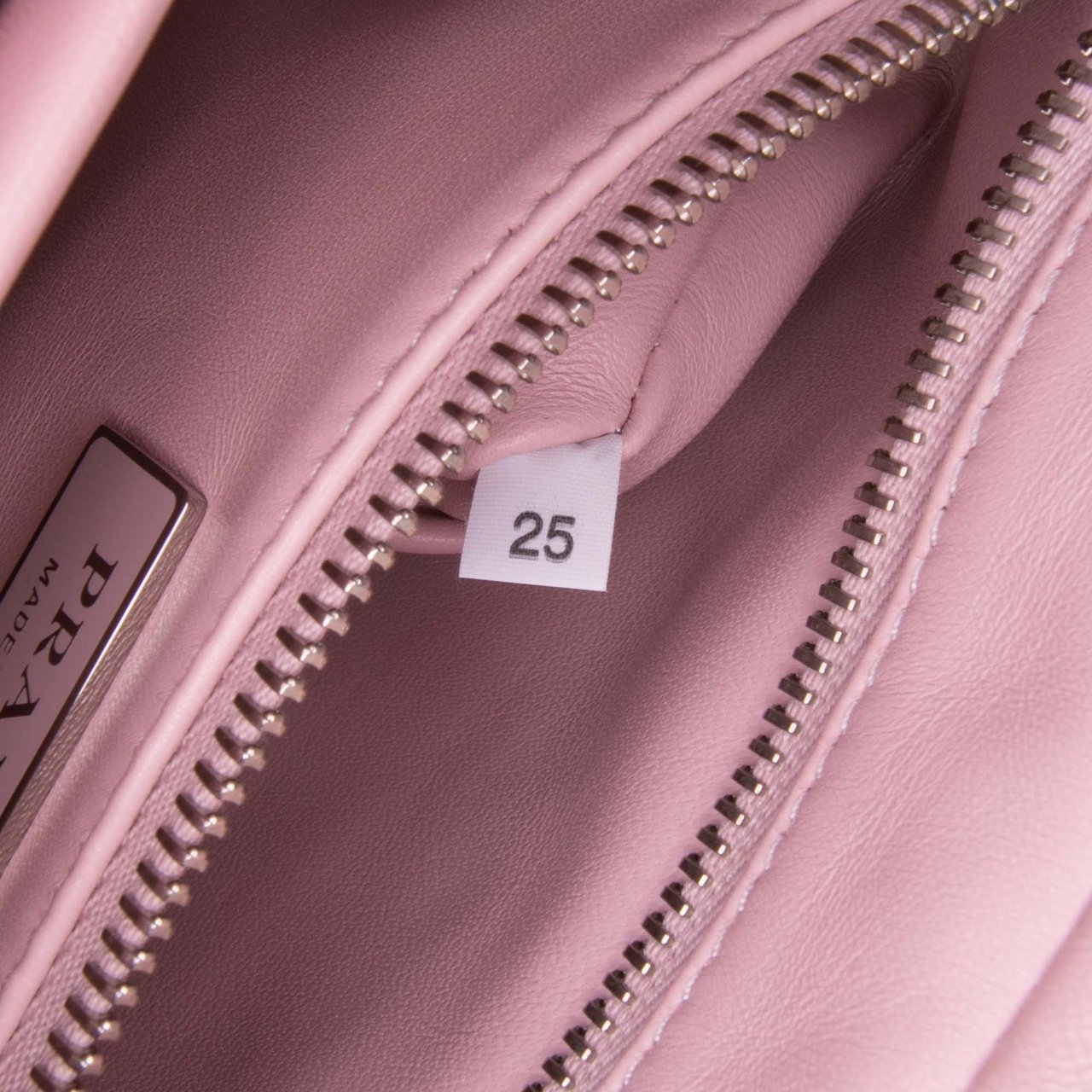 Prada Medium Nappa Antique Re-Edition 2001 Satchel Roze