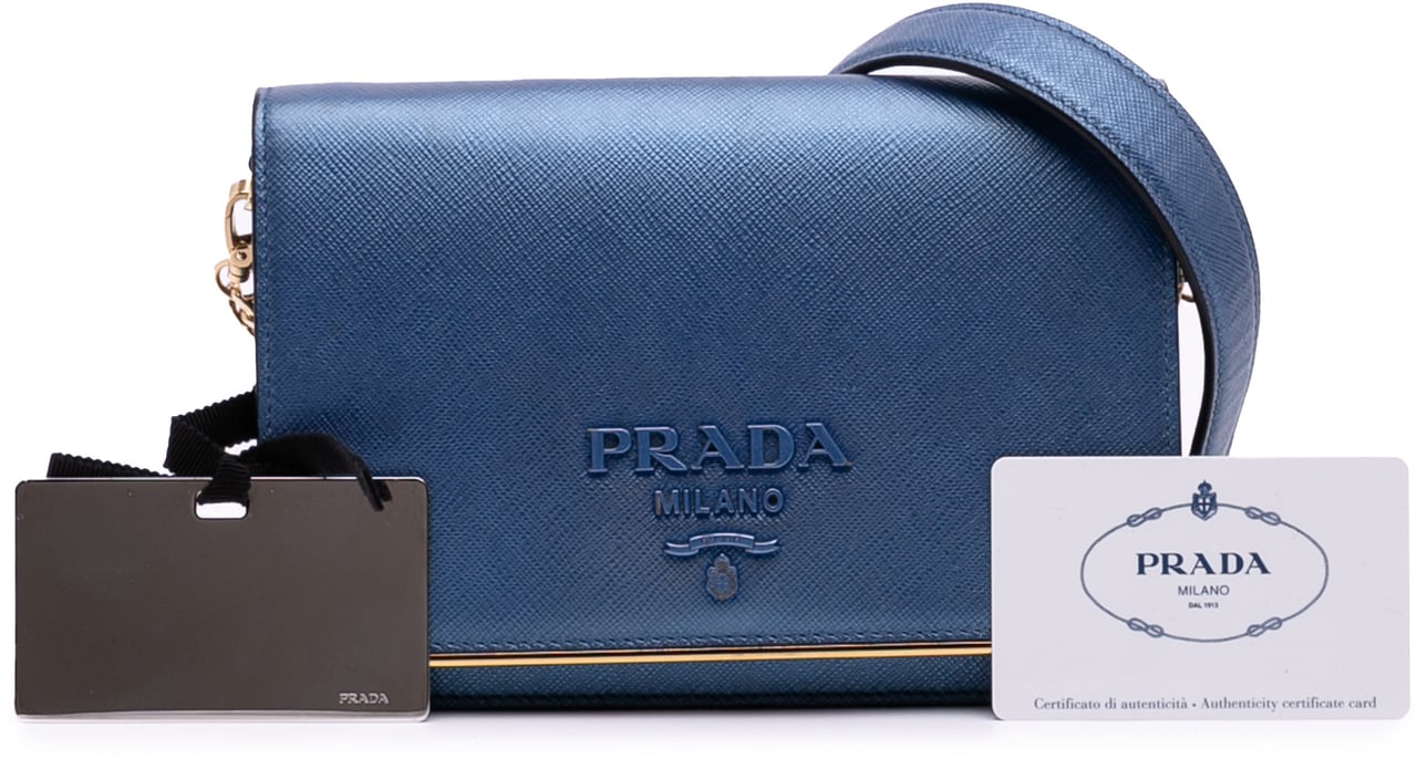 Prada Saffiano Lux Metal Bar Chain Crossbody Blauw